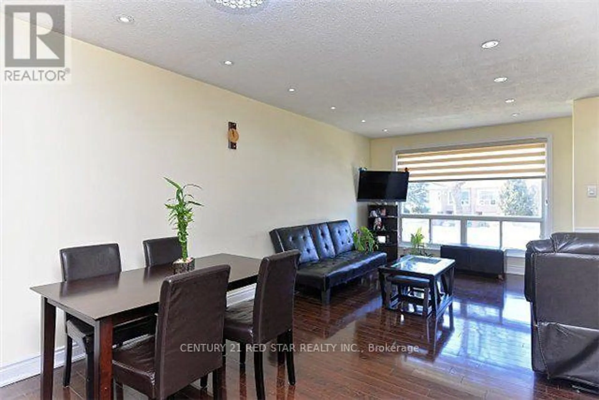 65 NEWSTEAD CRESCENT - Image 4