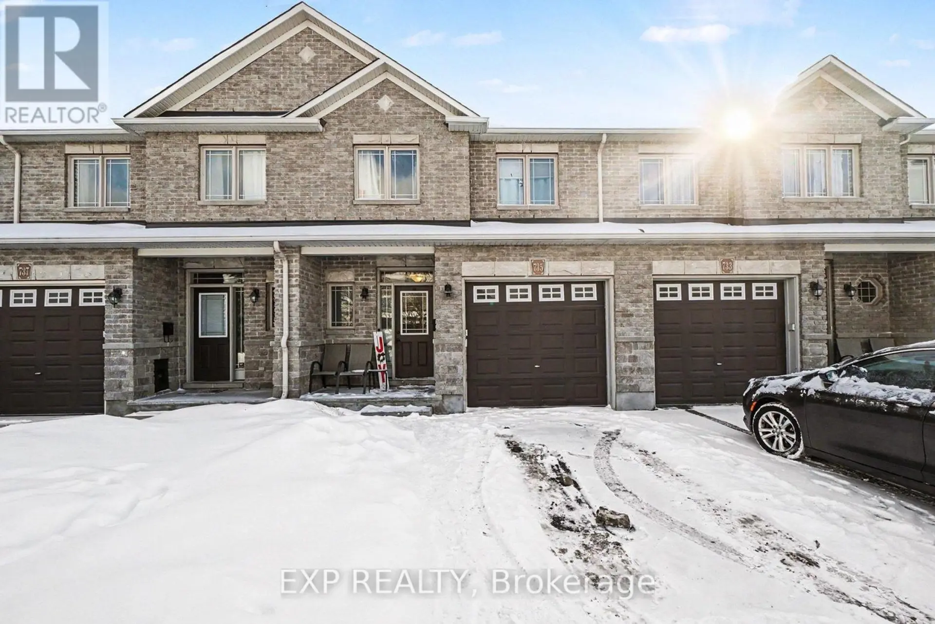 735 REGIMENT AVENUE - Image 1