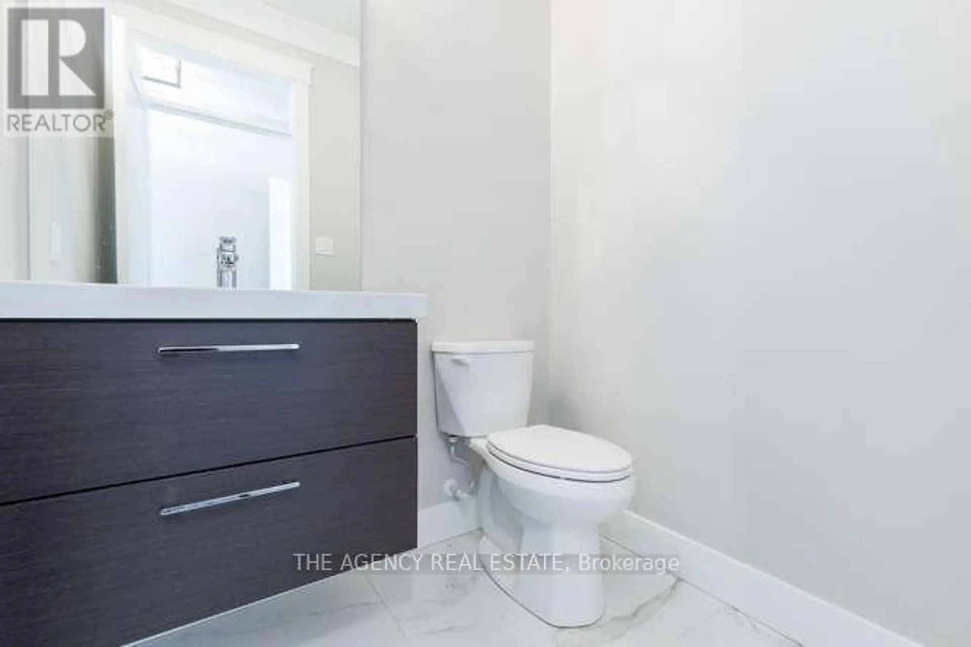 3126 REGIMENT ROAD W - Image 7