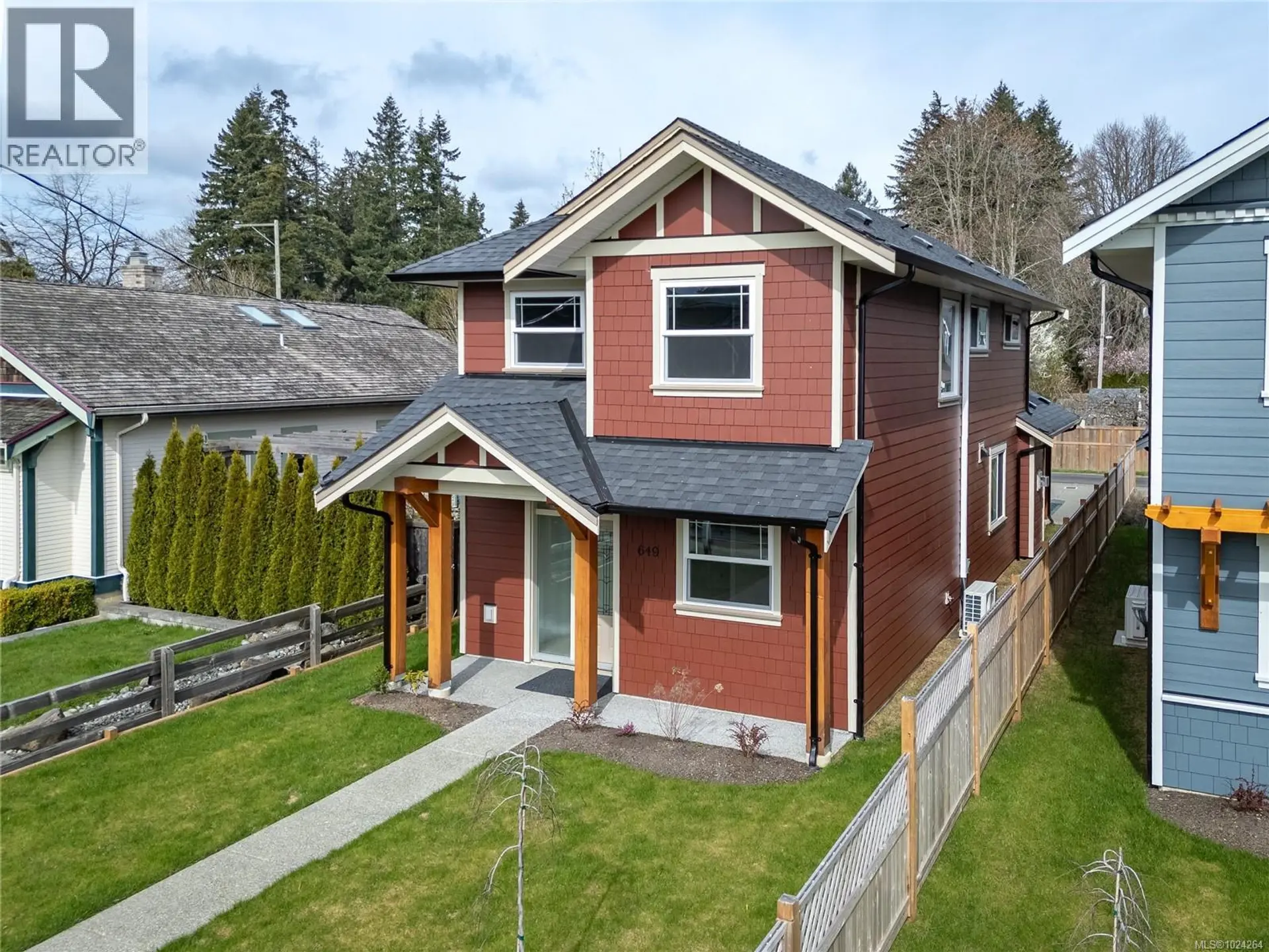 Property at 649 5TH ST, Courtenay, BC