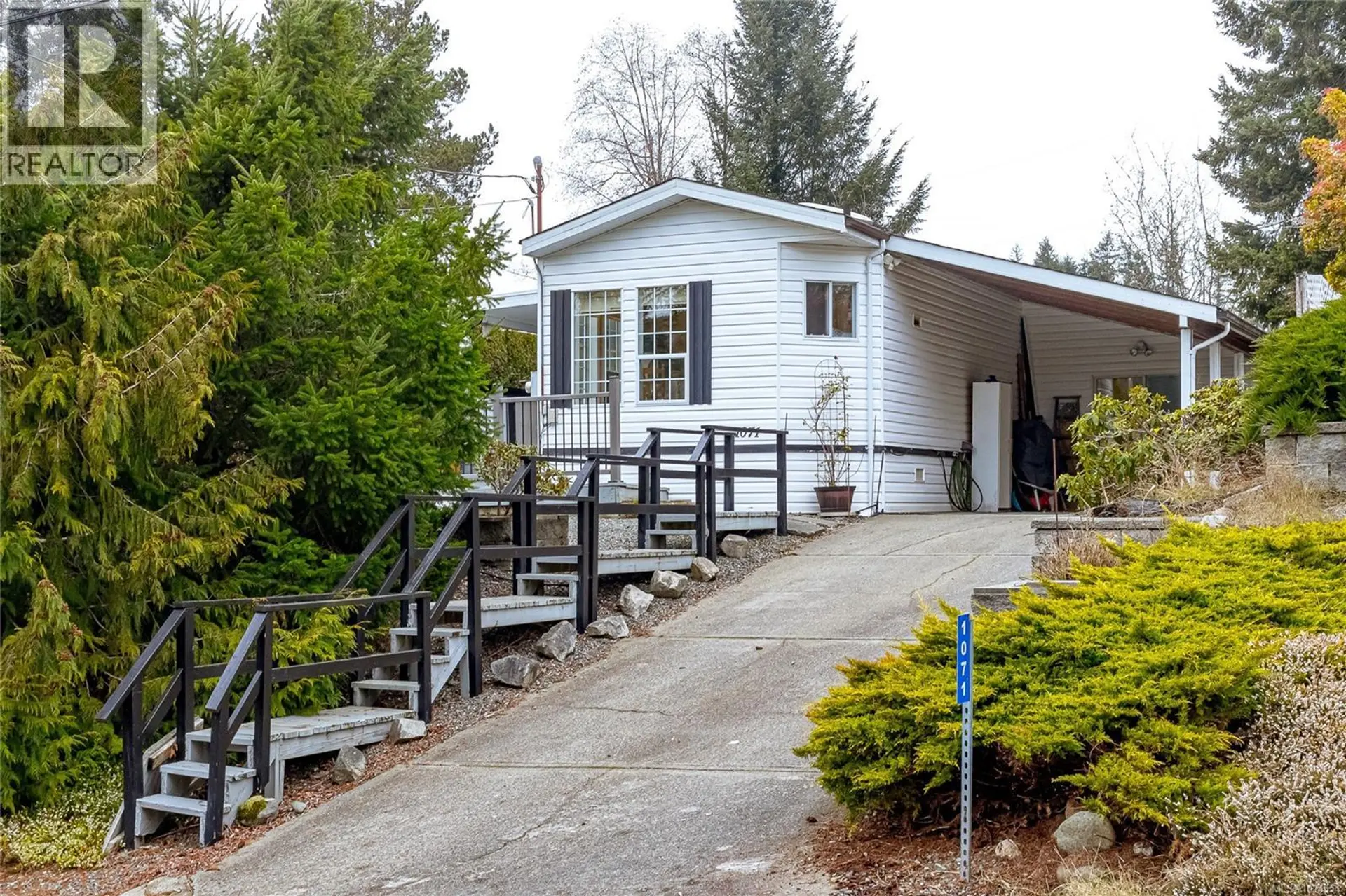 Property at 1071 Bourban Rd, Mill Bay, BC