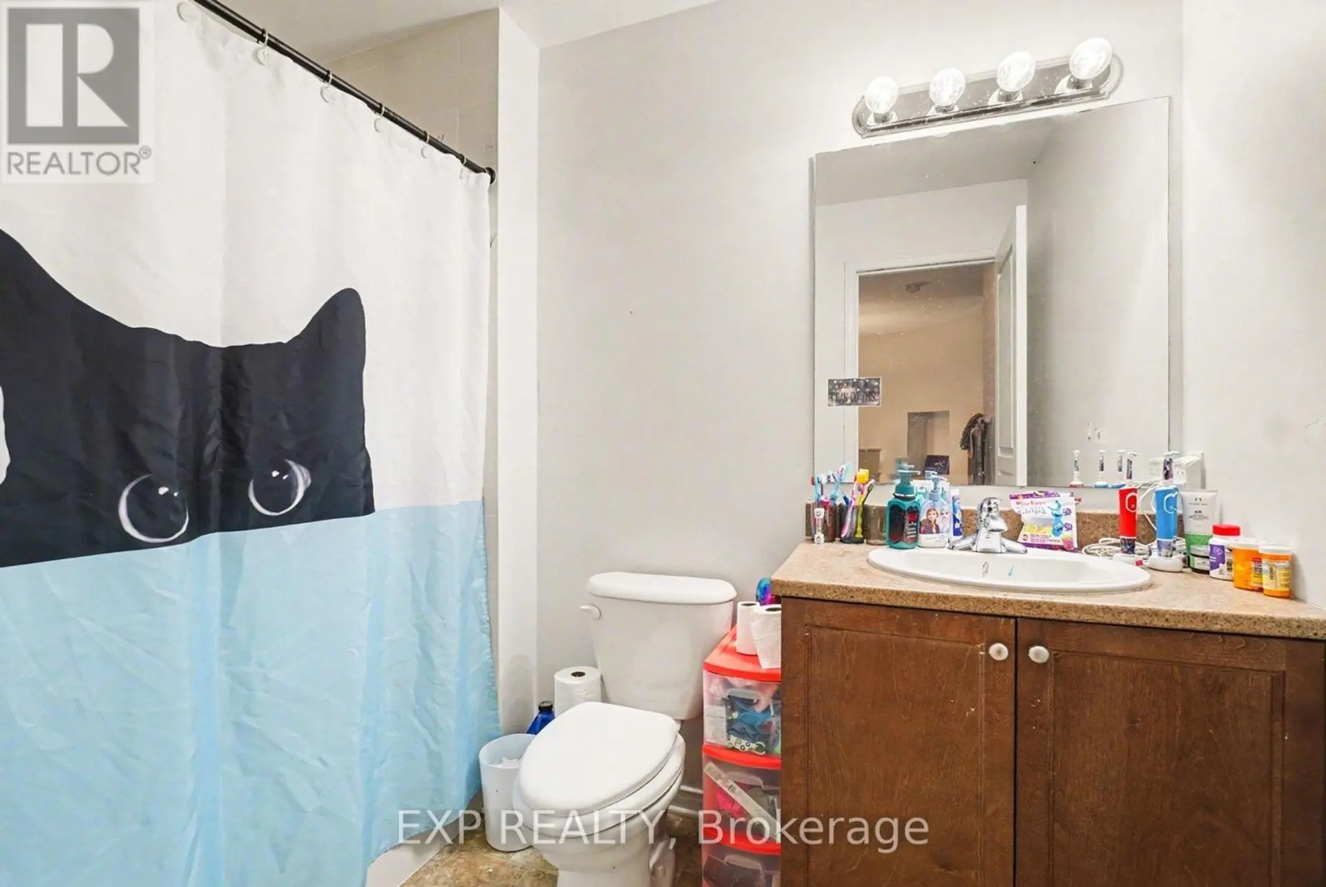 735 REGIMENT AVENUE - Image 16