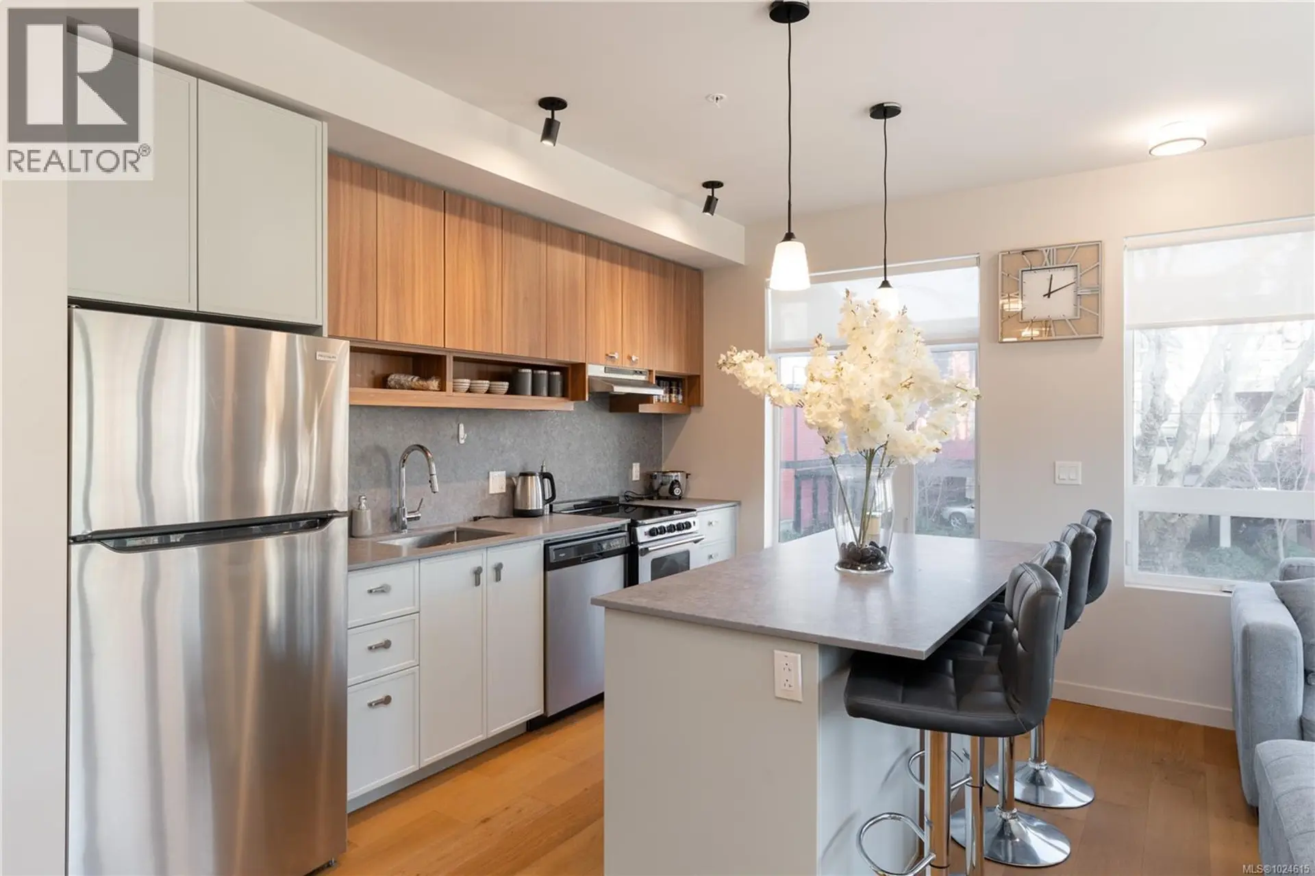 Property at #206 629 SPEED AVE, Victoria, BC