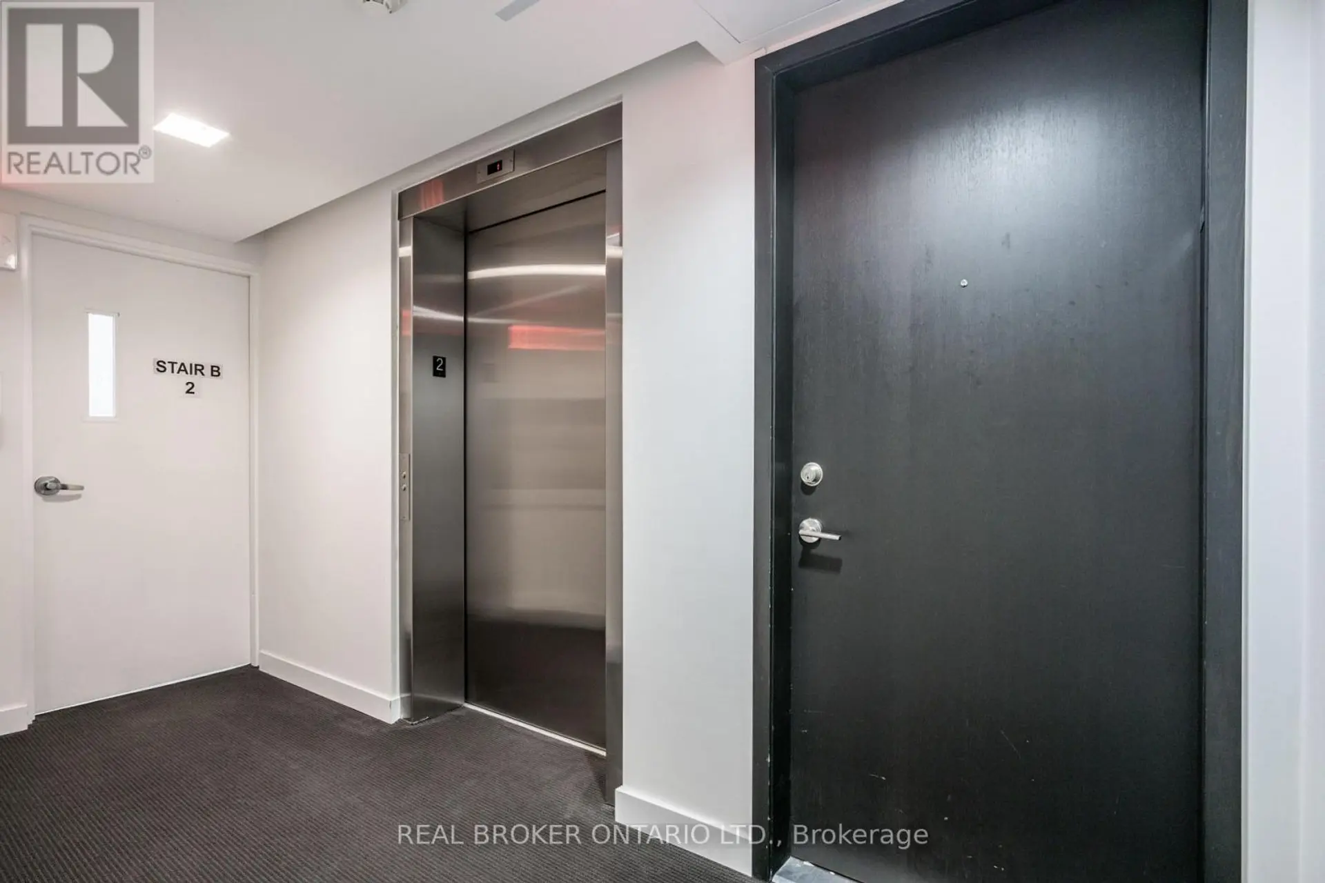 #201 500 WELLINGTON STREET W - Image 14