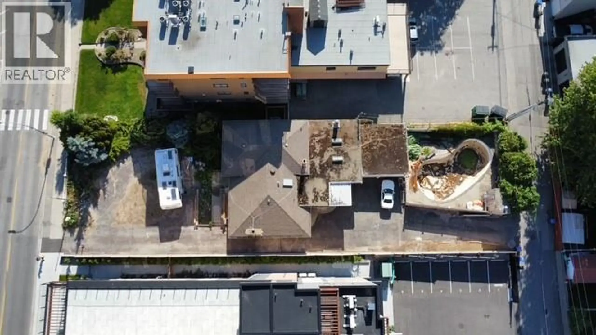 Property at 594 LAKESHORE DRIVE, Penticton, BC