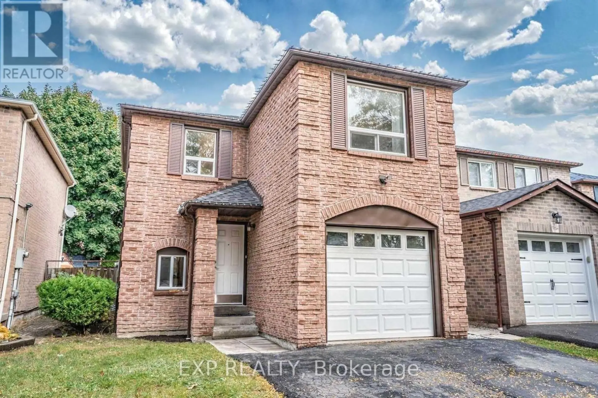 63 BARRETT CRESCENT - Image 1