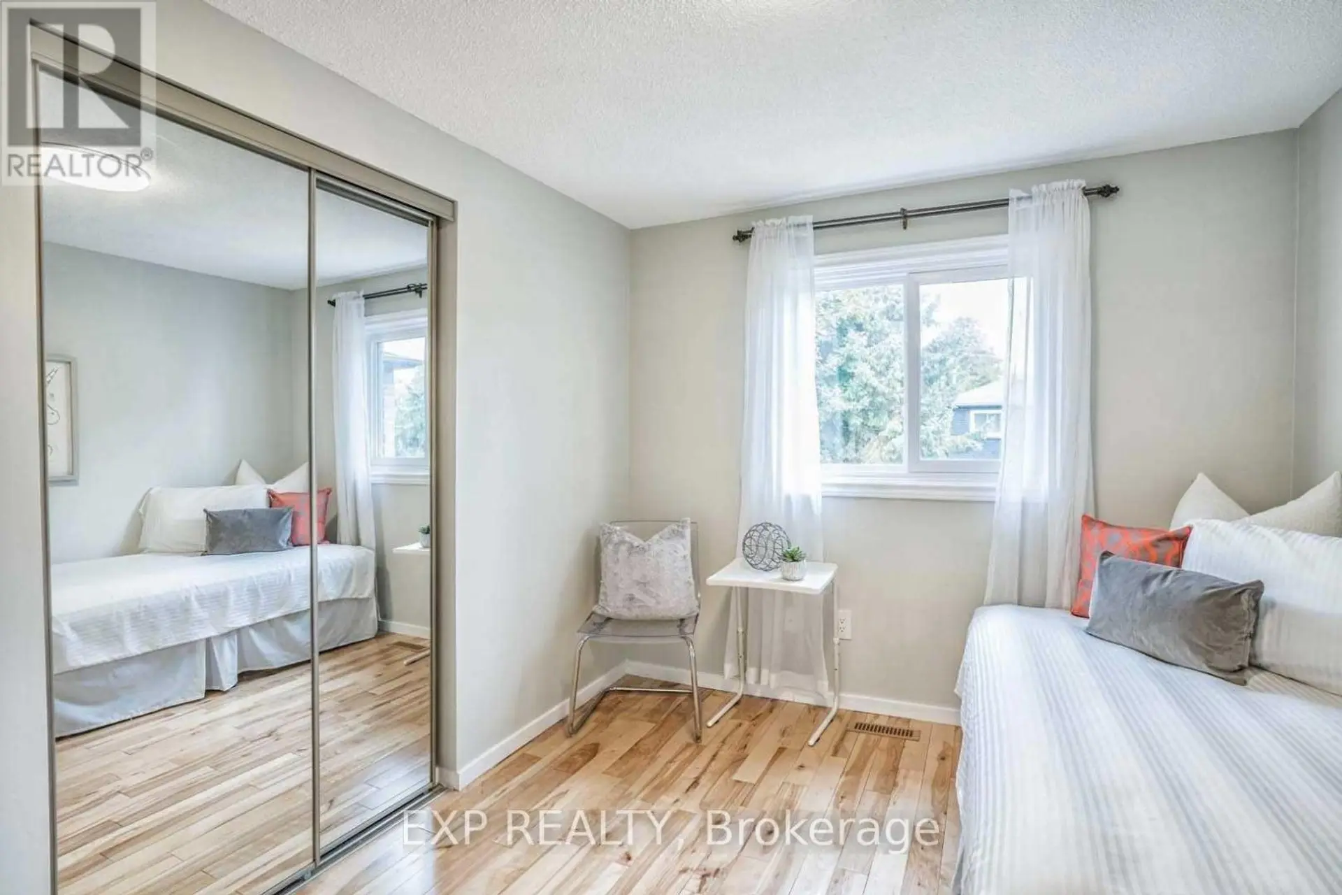 63 BARRETT CRESCENT - Image 6