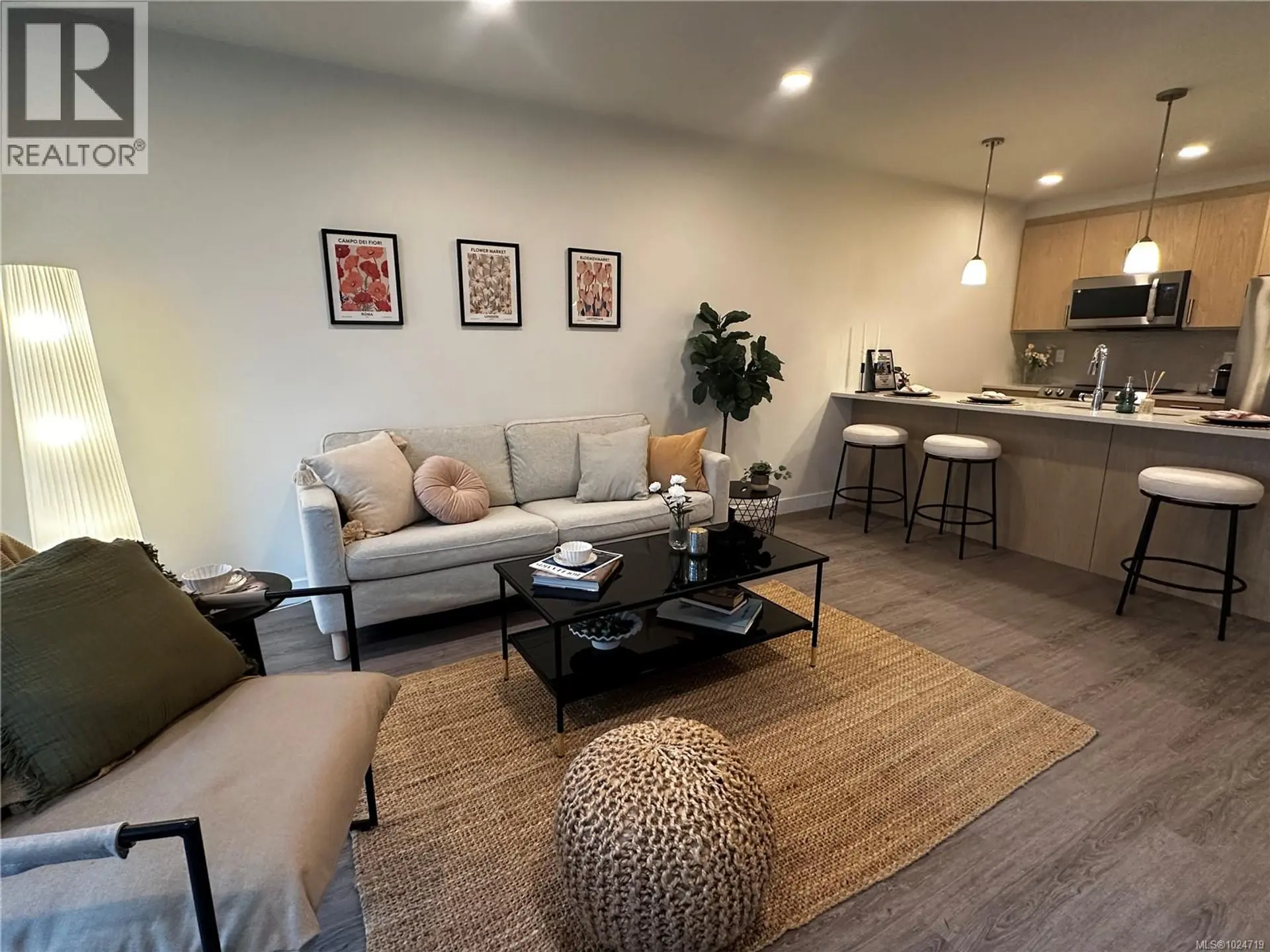 Property at #206 135 HALIBURTON ST, Nanaimo, BC