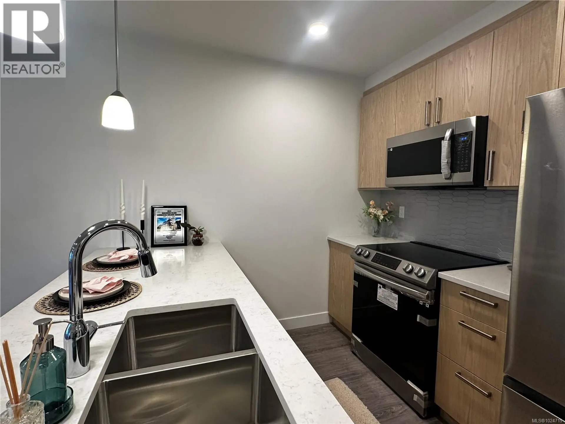 Property at #206 135 HALIBURTON ST, Nanaimo, BC