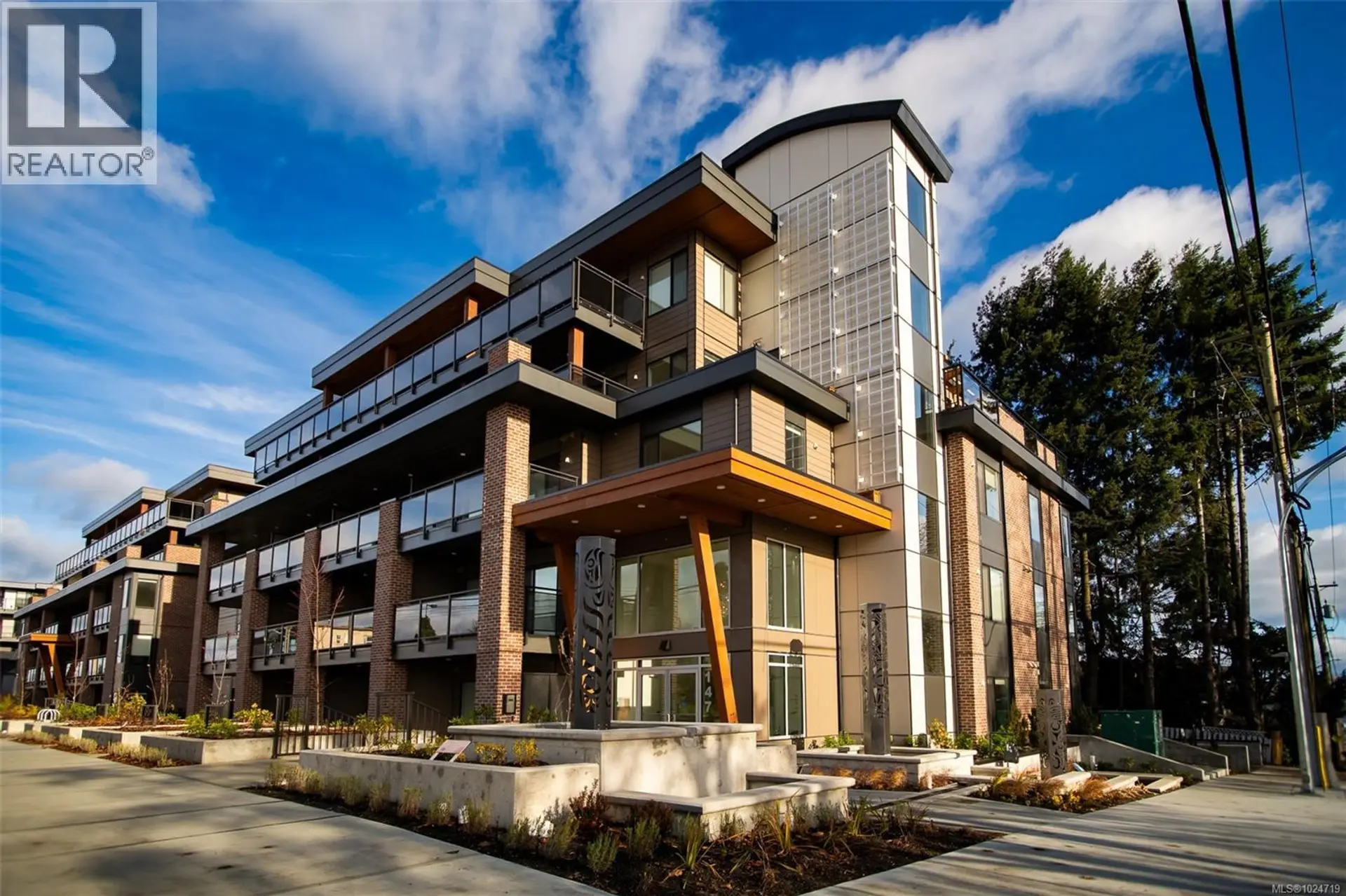 Property at #206 135 HALIBURTON ST, Nanaimo, BC