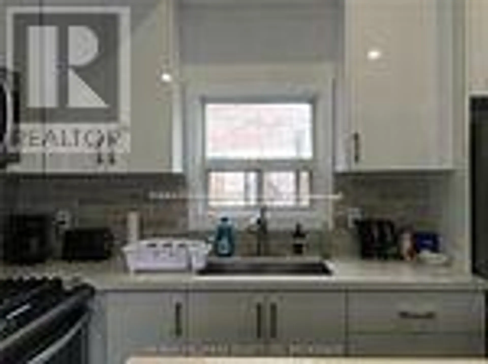 2 MARSH ROAD - Image 4
