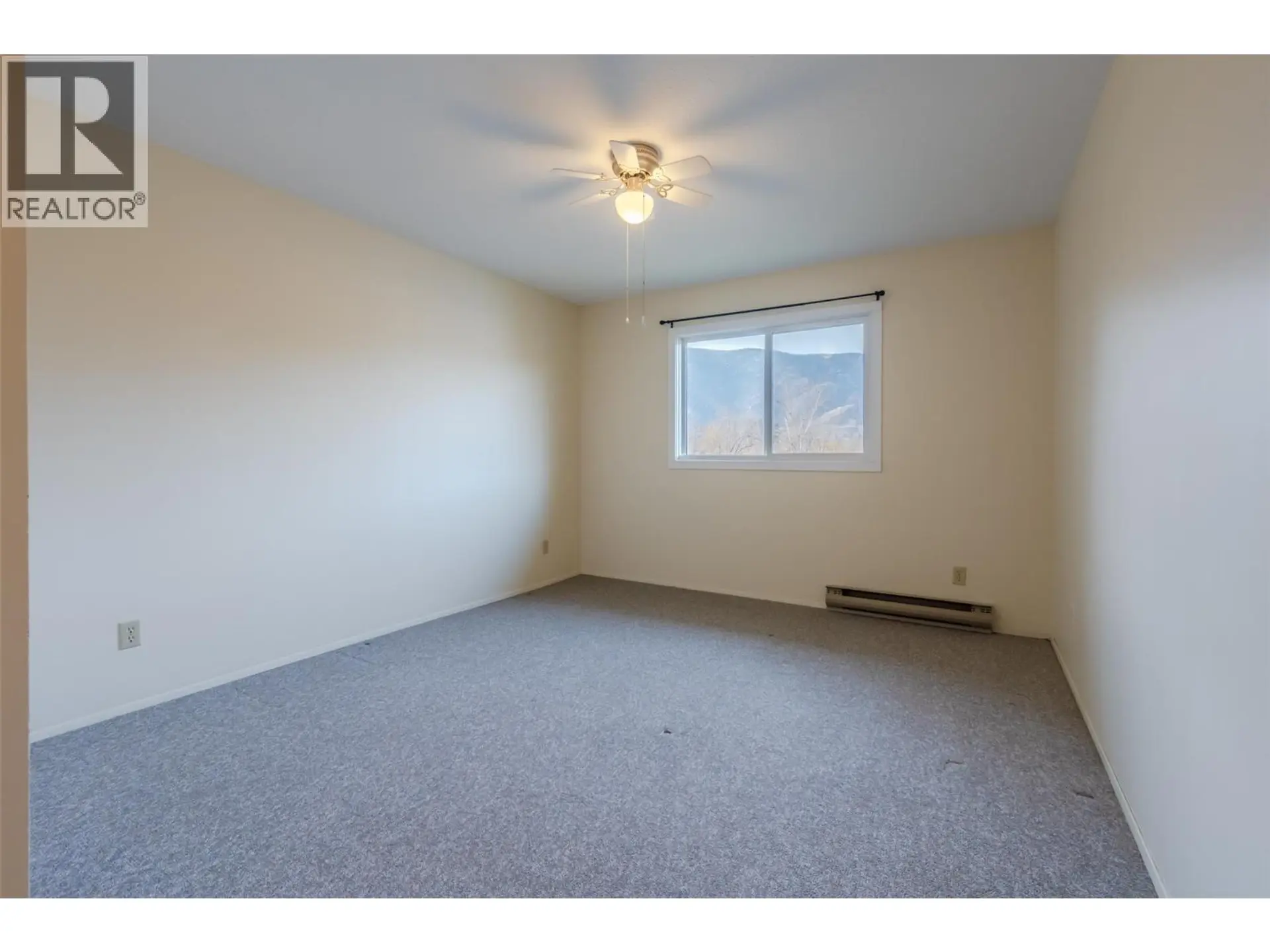 Property at #304 150 SKAHA PLACE, Penticton, BC