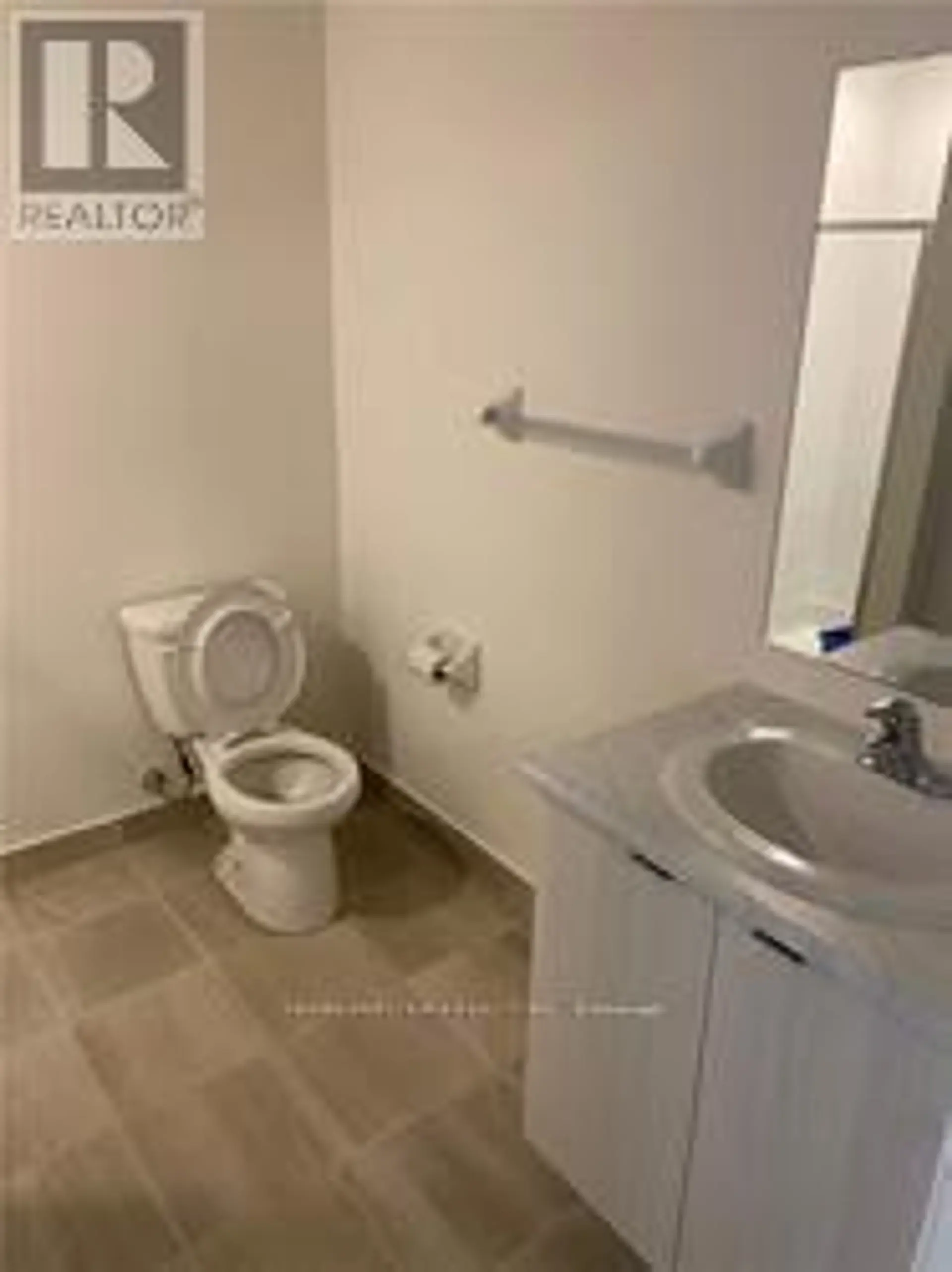 #15 40 ORCHID PLACE - Image 6
