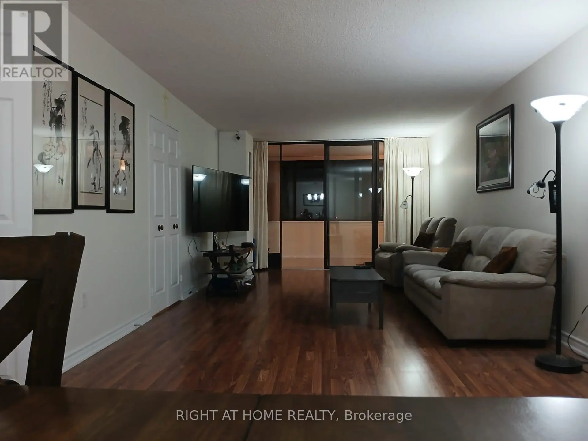 #1901 2330 BRIDLETOWNE CIRCLE - Image 1