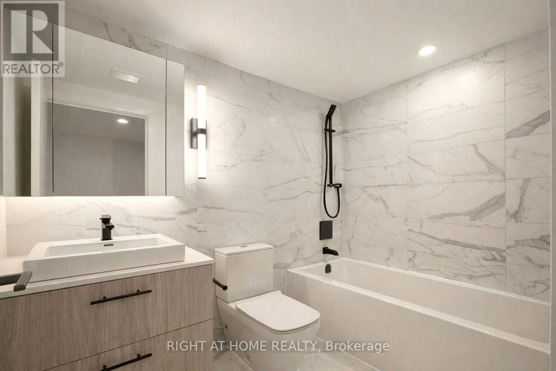 #207 10 JAMES STREET - Image 6