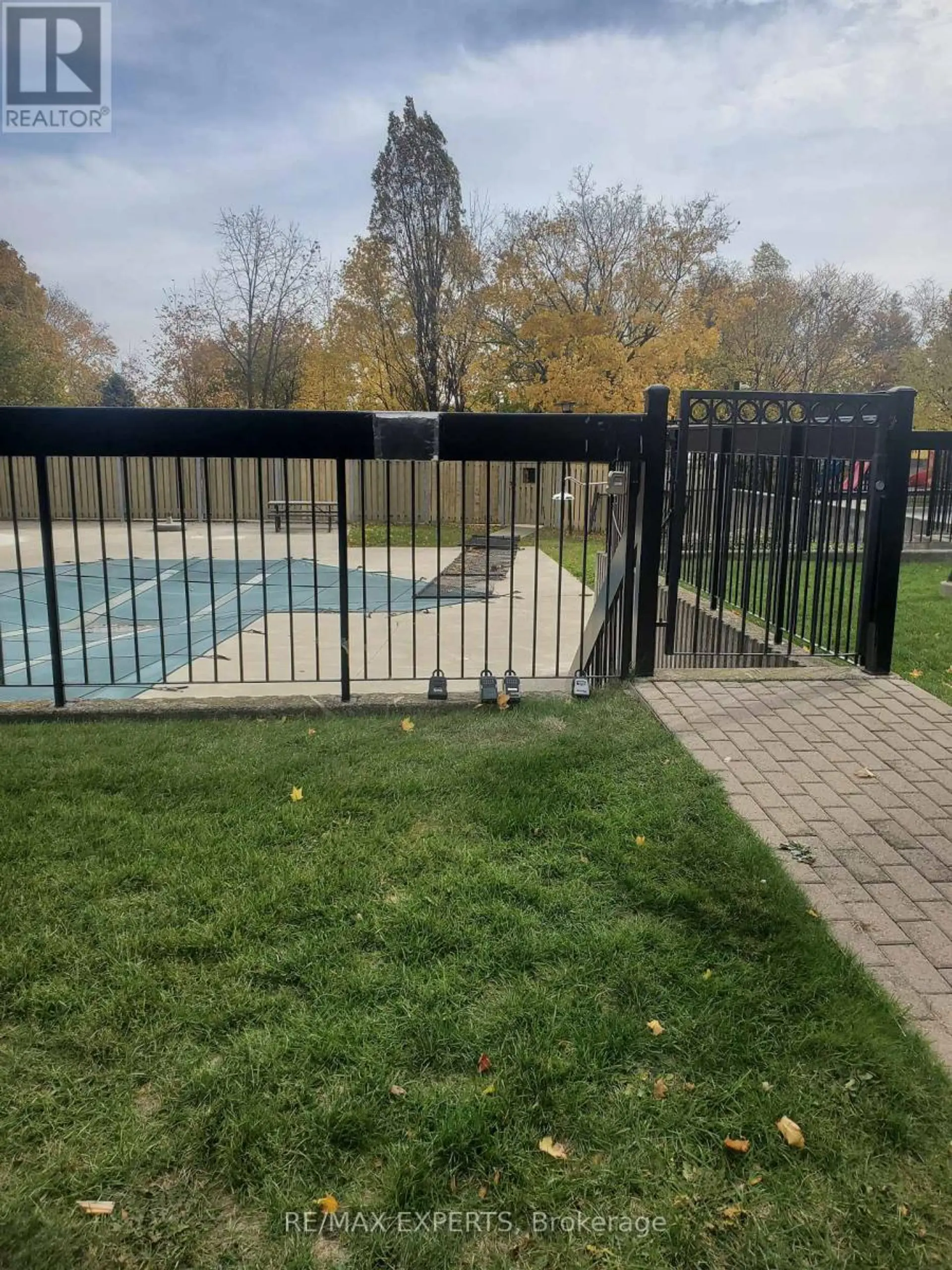 #804 2542 ARGYLE ROAD - Image 12