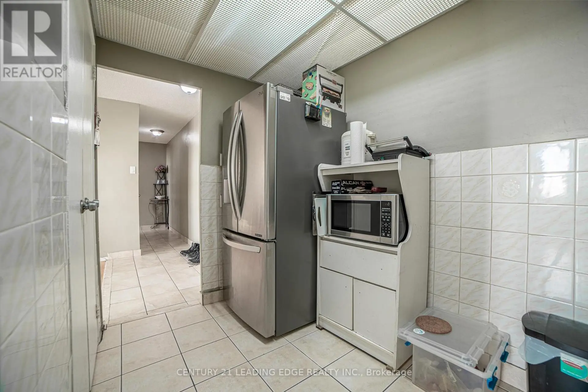#402 80 GRANDRAVINE DRIVE - Image 7