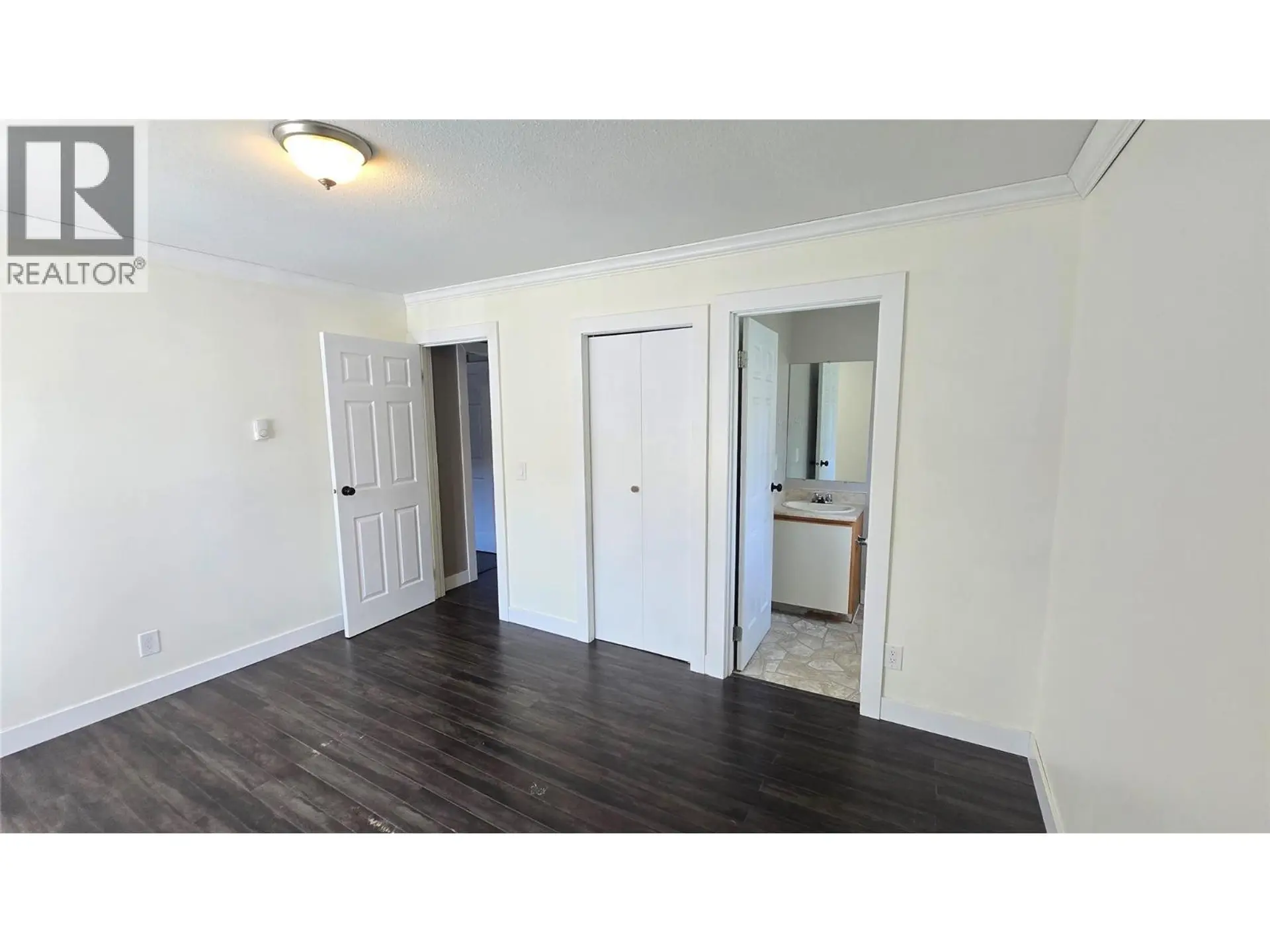 Property at #211 44 WHITESHIELD S CRESCENT, Kamloops, BC