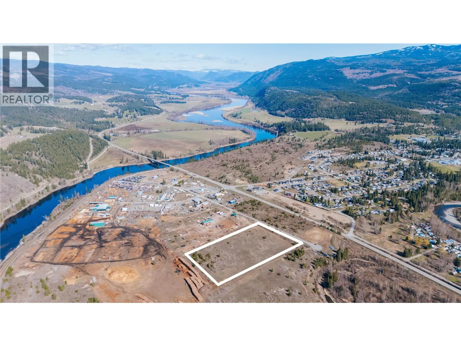 Property at 4727 GILBERT DRIVE, Barriere, BC