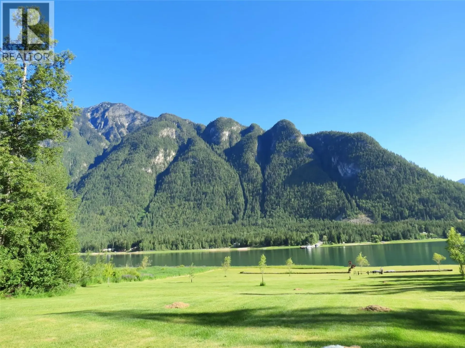 Property at 240 ARROW PARK DEMARS ROAD, Nakusp, BC