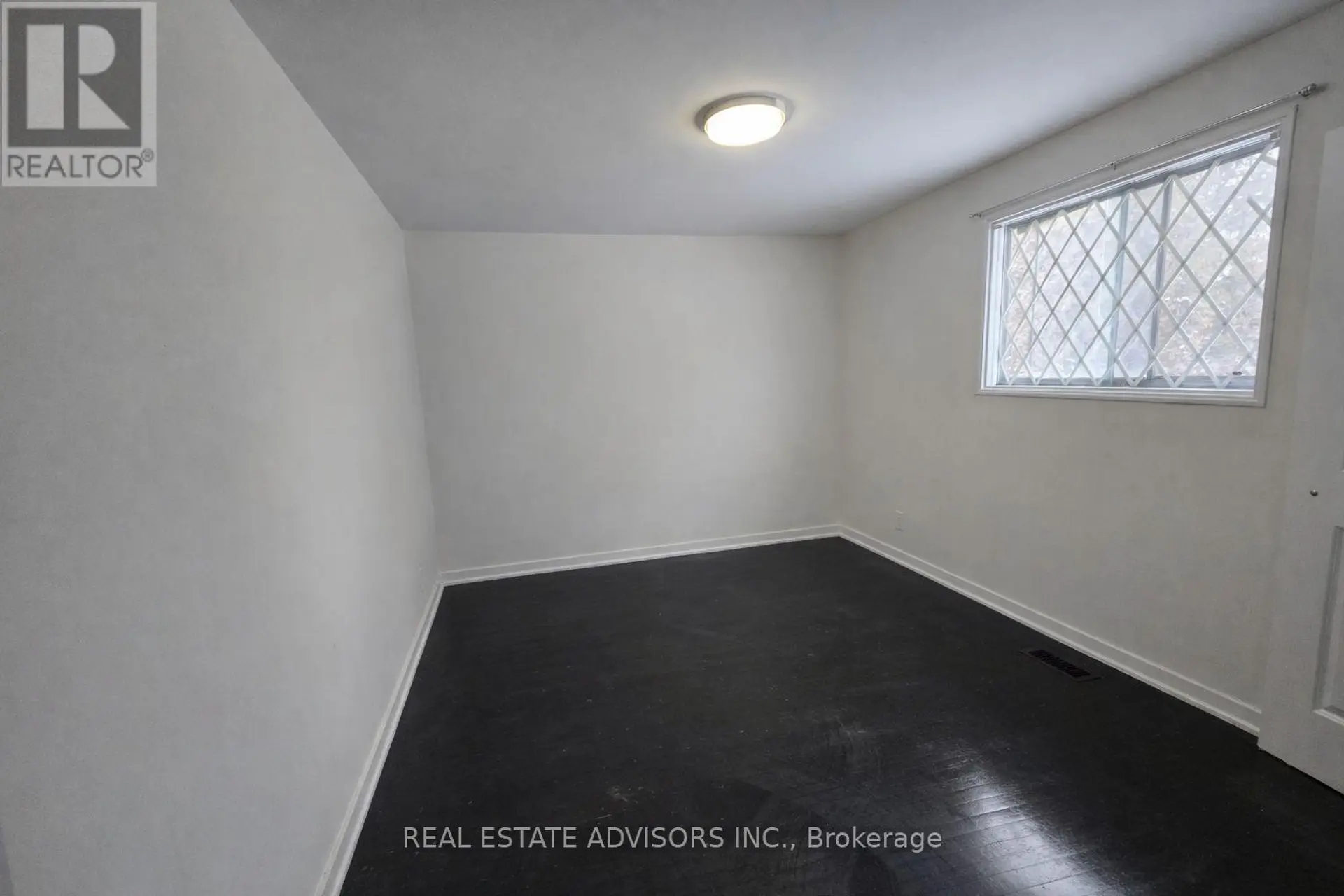 712 ANNLAND STREET - Image 8