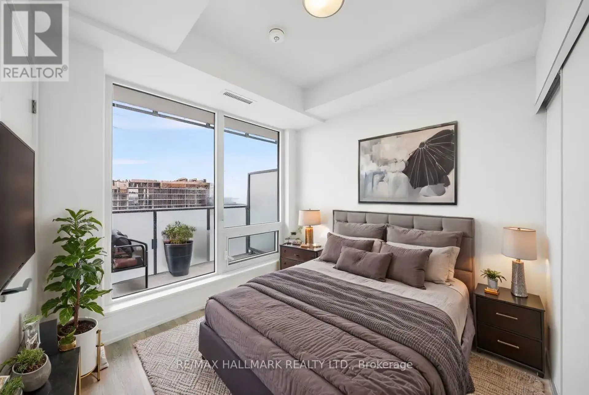 #N2708 7 GOLDEN LION HEIGHTS - Image 9