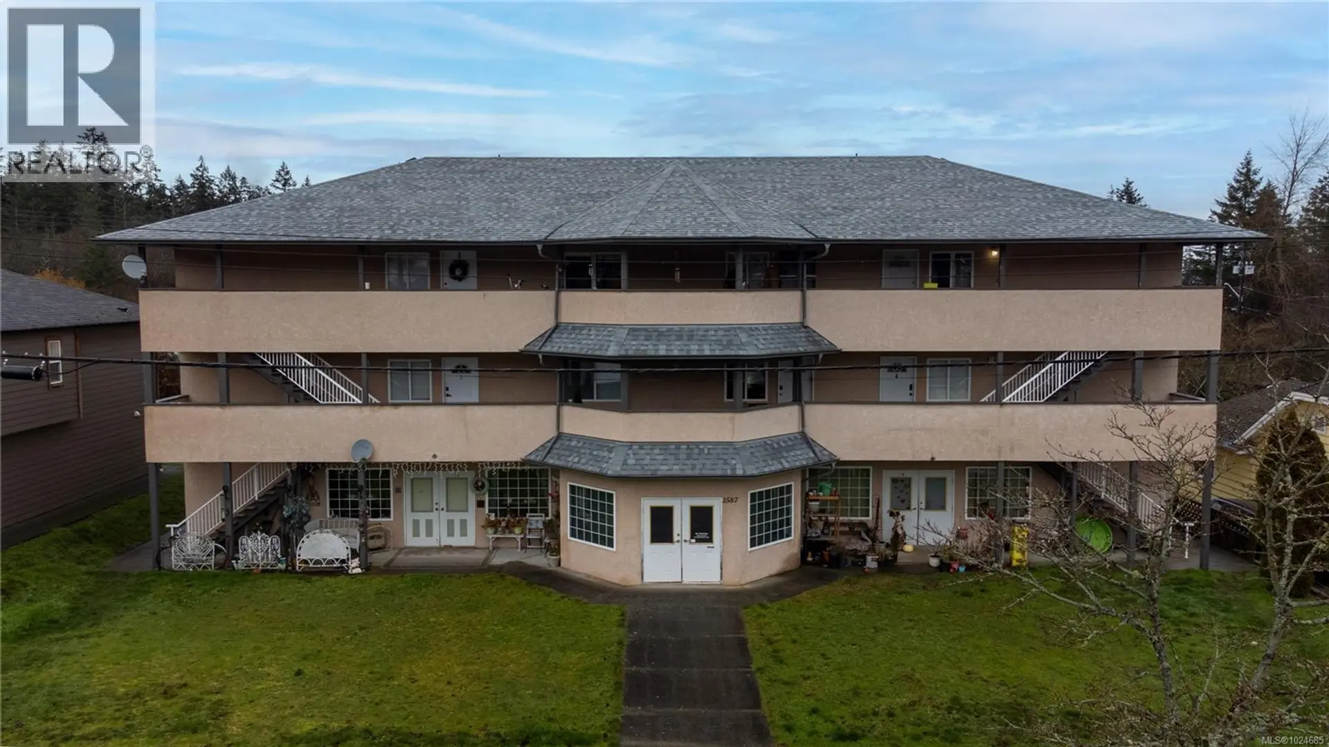 Property at #2 1587 JOAN AVE, Crofton, BC