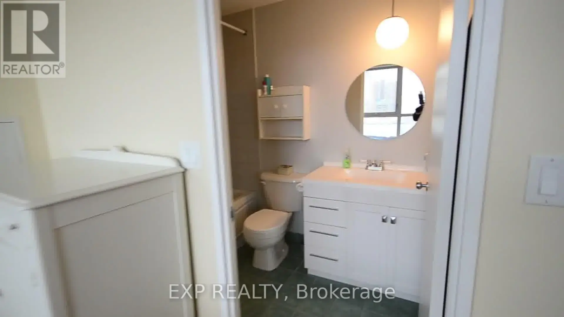 #502 179 GEORGE STREET - Image 11