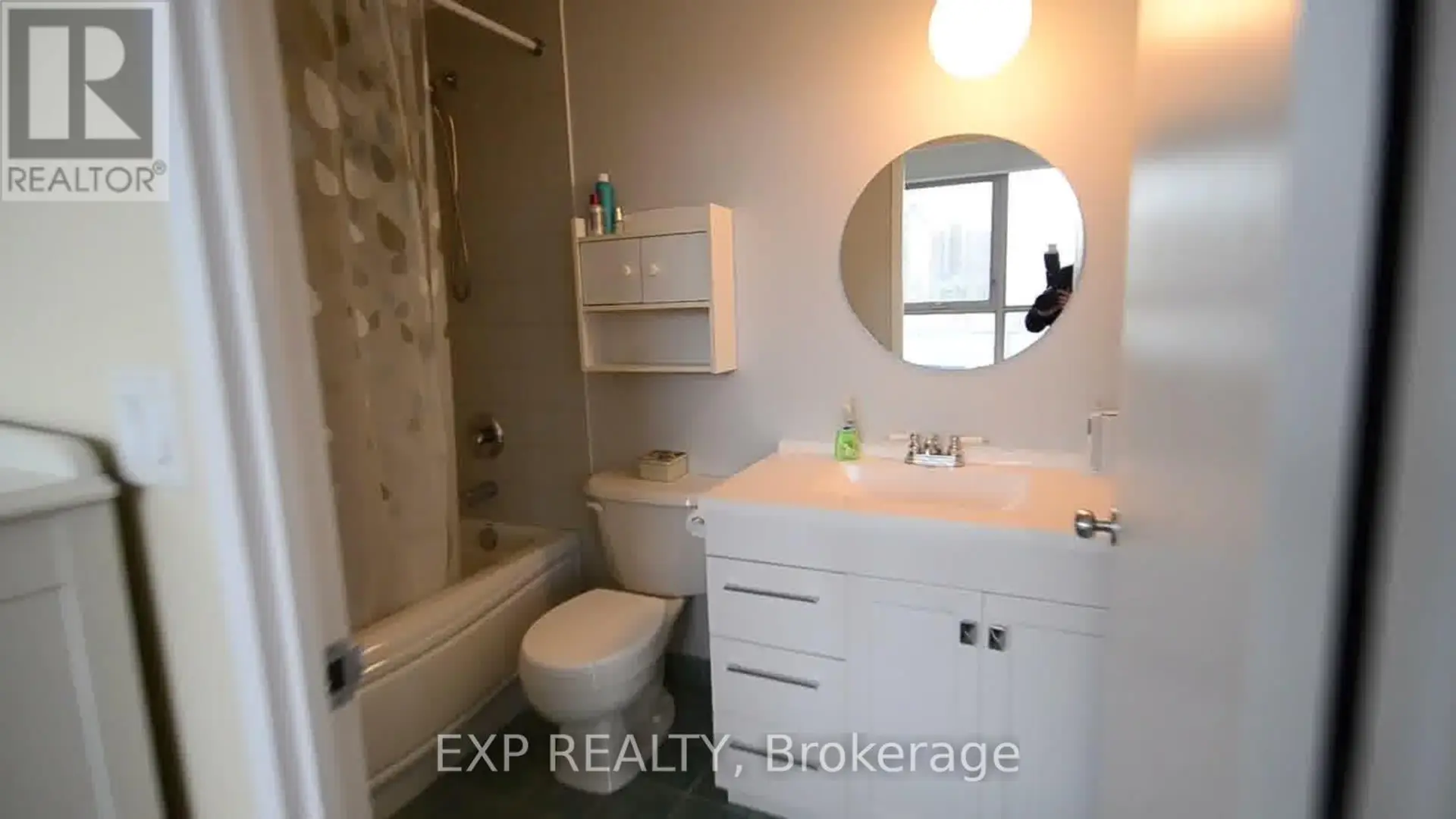 #502 179 GEORGE STREET - Image 12