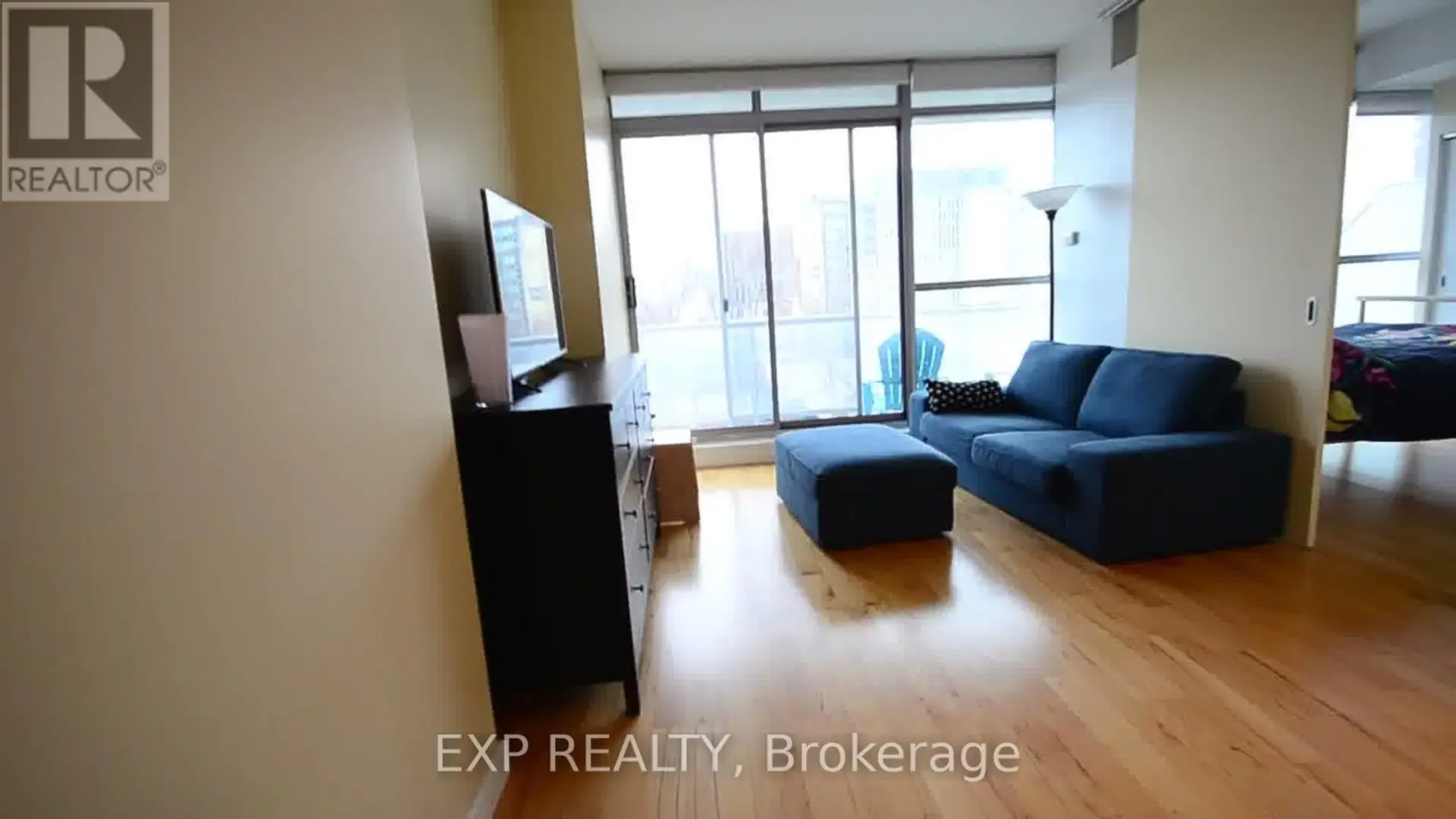 #502 179 GEORGE STREET - Image 3