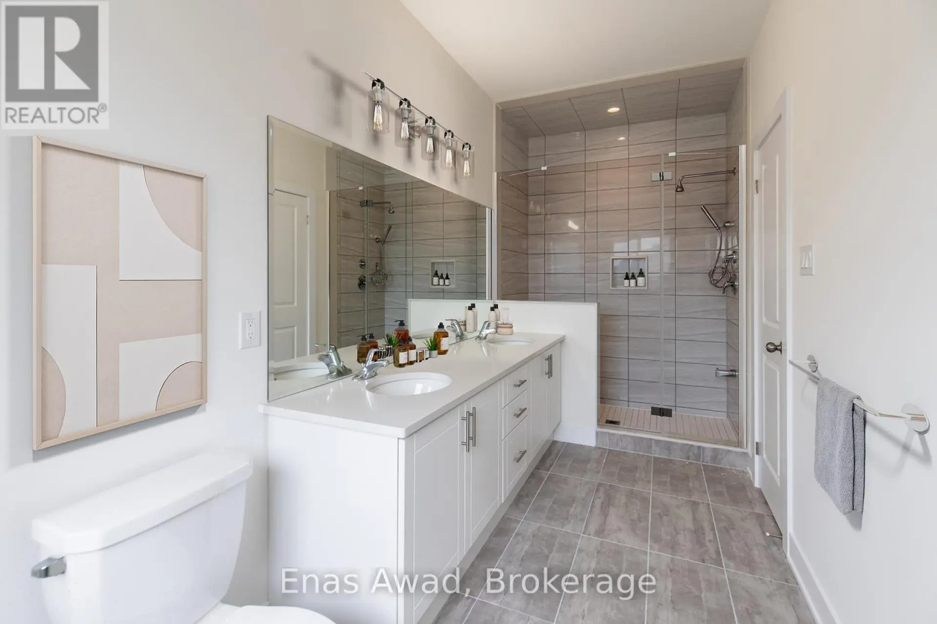 22 HUTCHISON ROAD - Image 6
