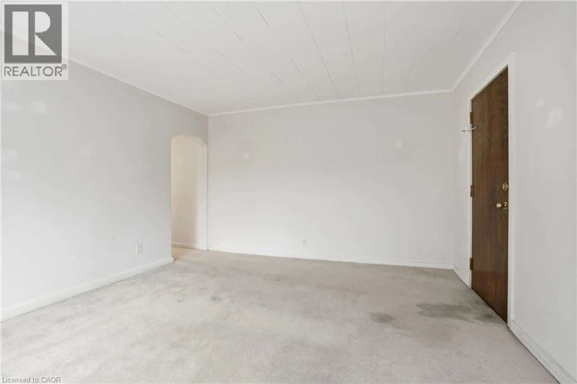 #9 4 ROBINSON Street - Image 6