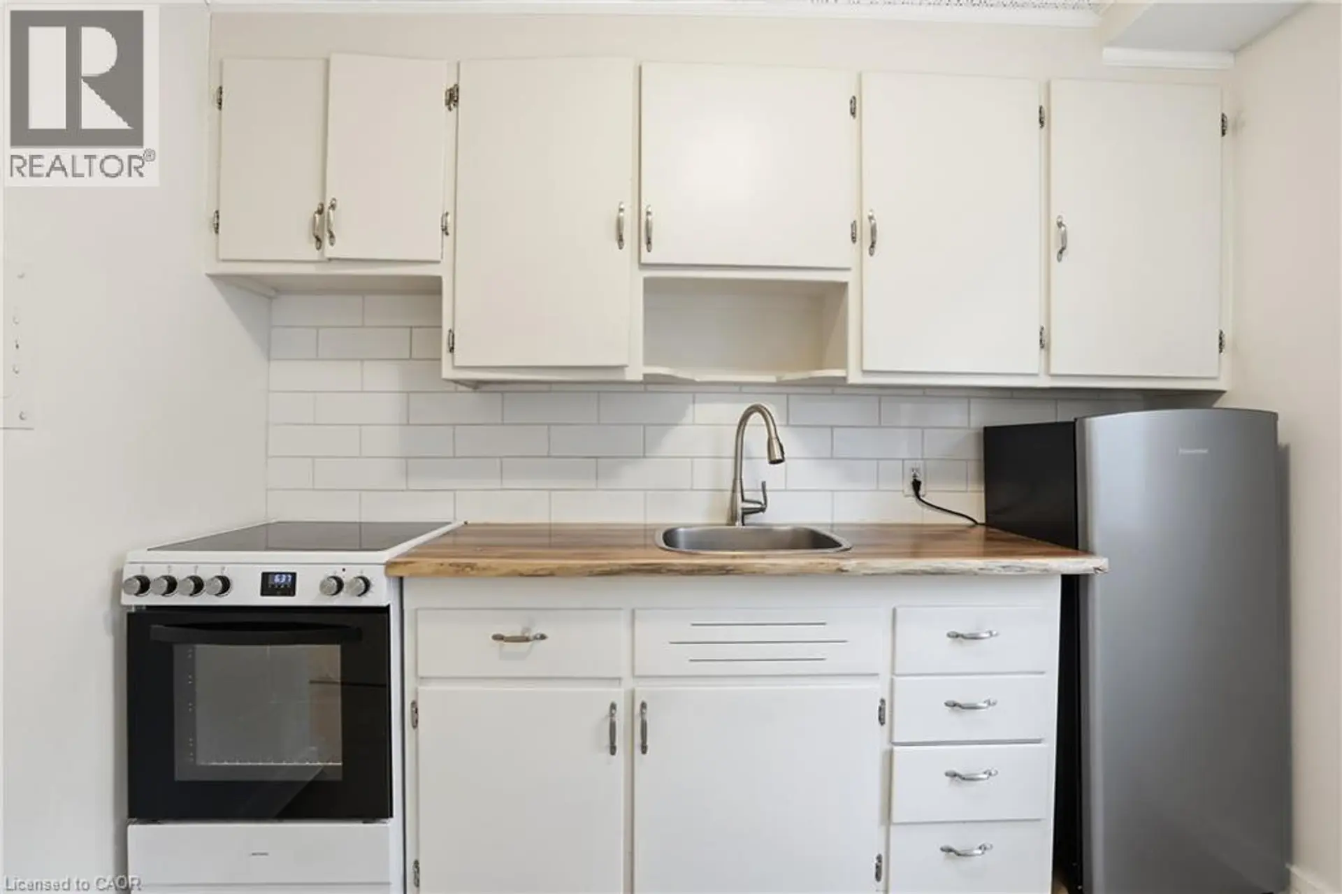 #9 4 ROBINSON Street - Image 8