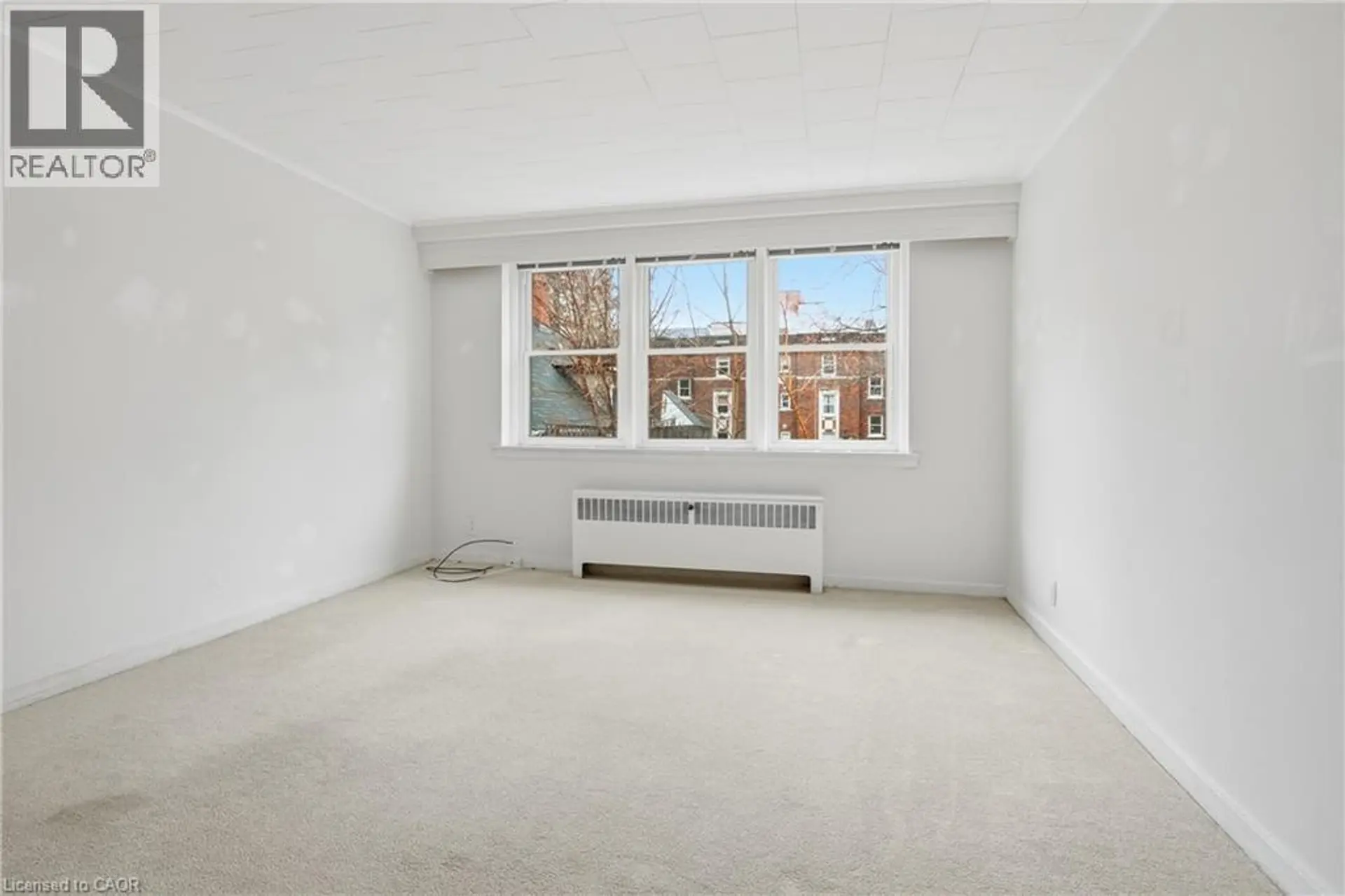 #9 4 ROBINSON Street - Image 4