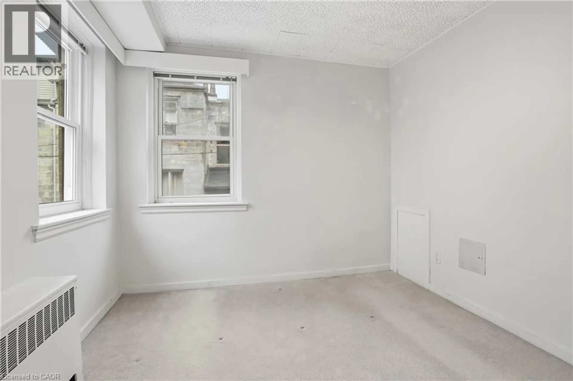 #9 4 ROBINSON Street - Image 11