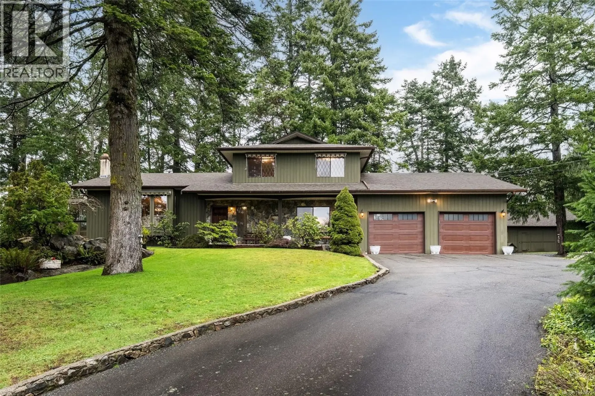 Property at 4395 Liberto Rd, Saanich, BC