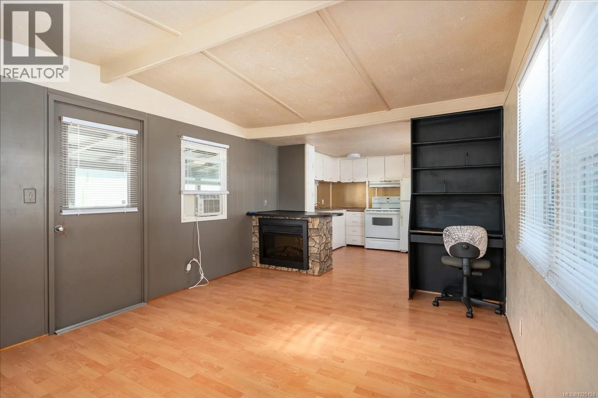 Property at #20 6820 PARKLANDS PL, Lantzville, BC