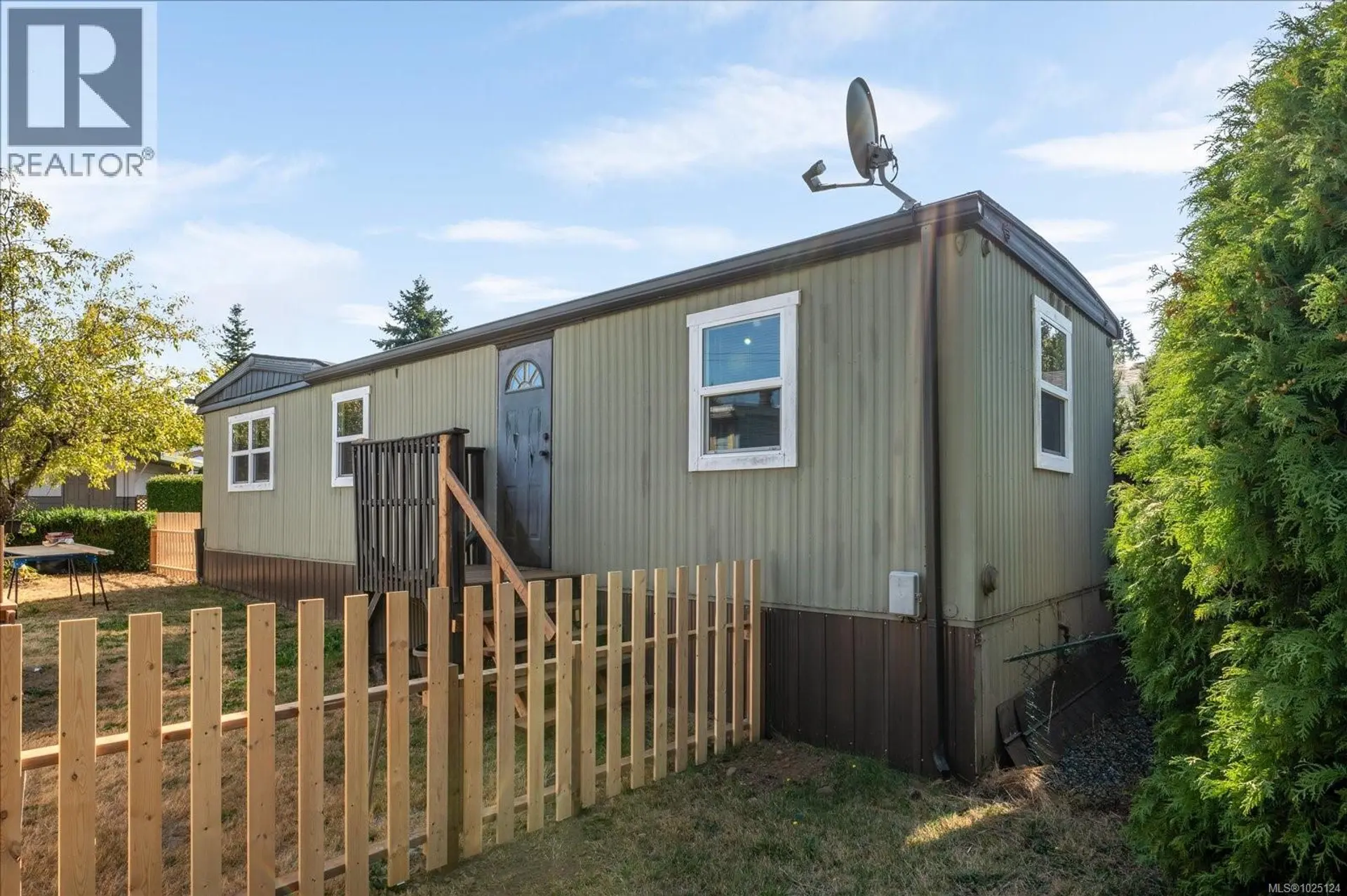 Property at #20 6820 PARKLANDS PL, Lantzville, BC