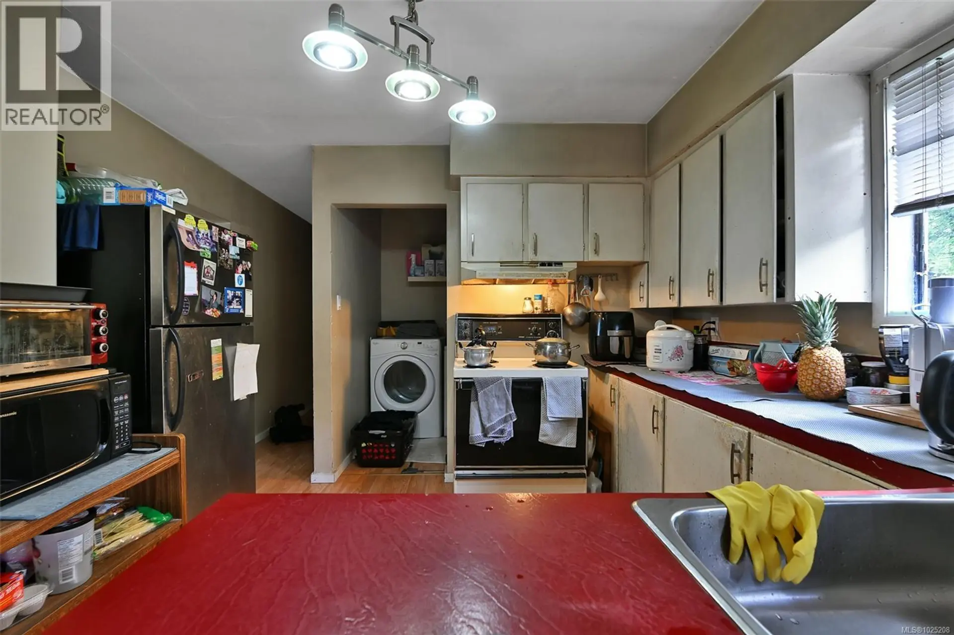 Property at 311 HOLLY AVE, Nanaimo, BC