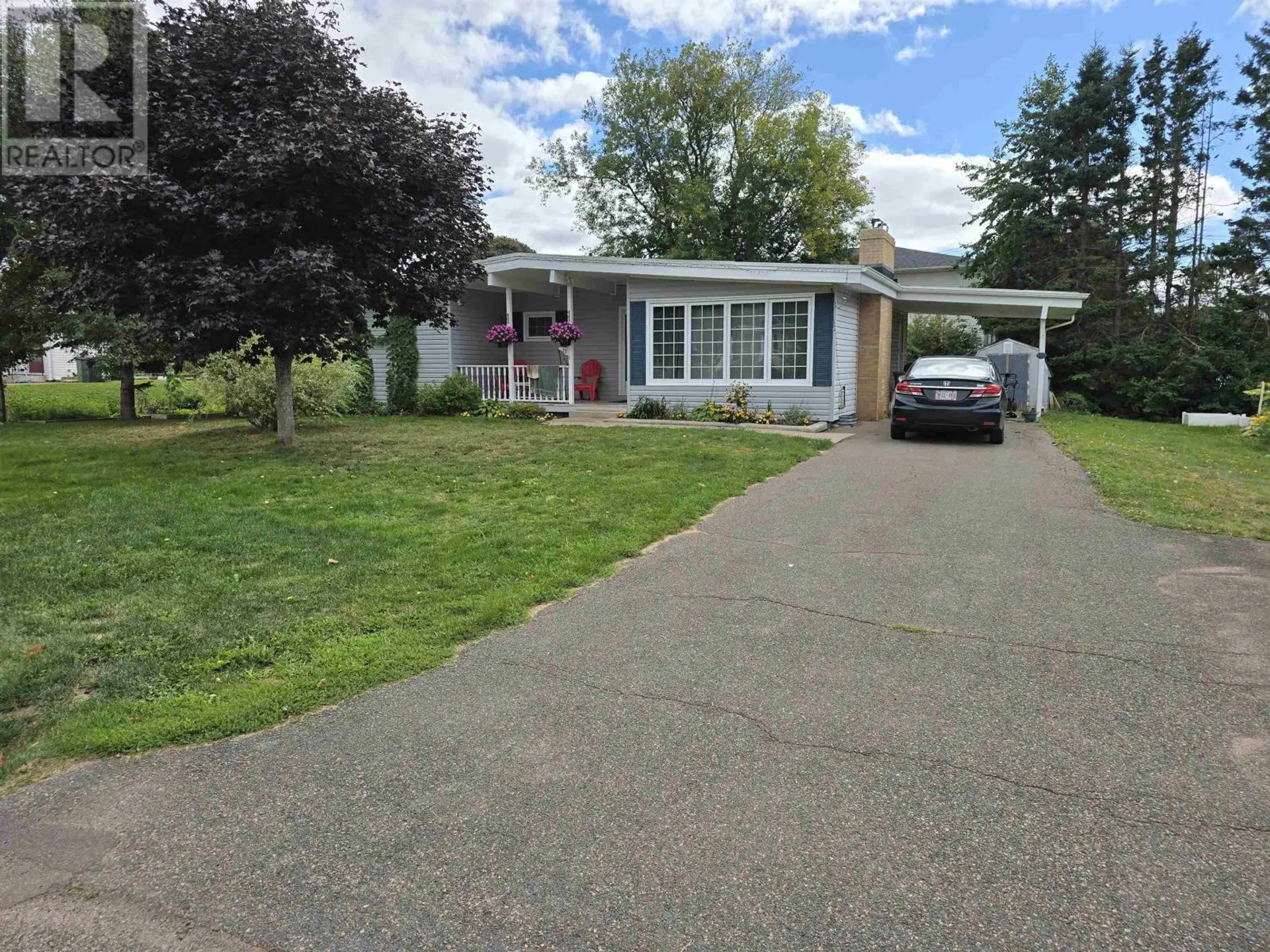 46 SAUNDERS AVENUE - Image 3