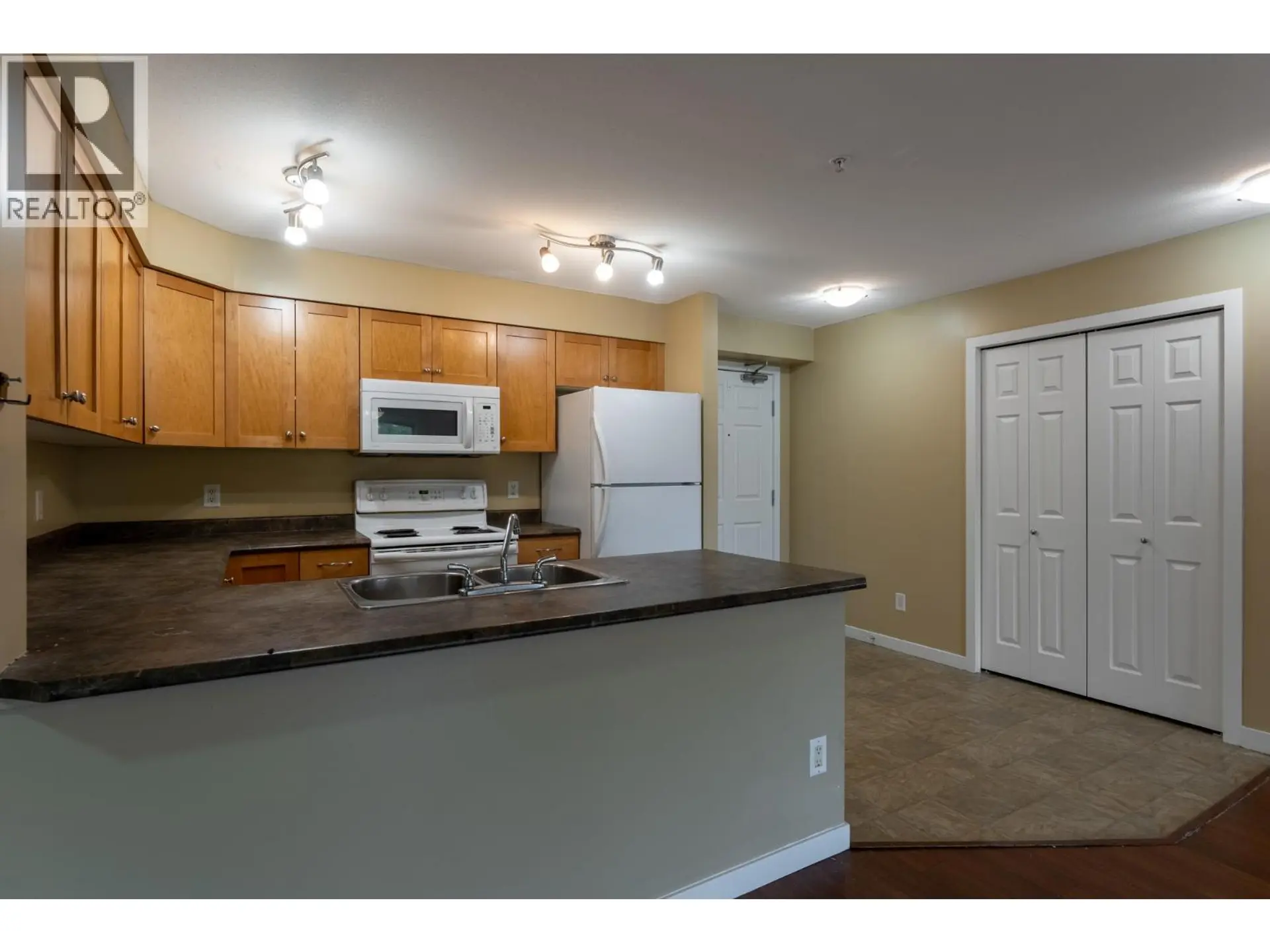 Property at #306 135 ZIPRICK ROAD, Kelowna, BC