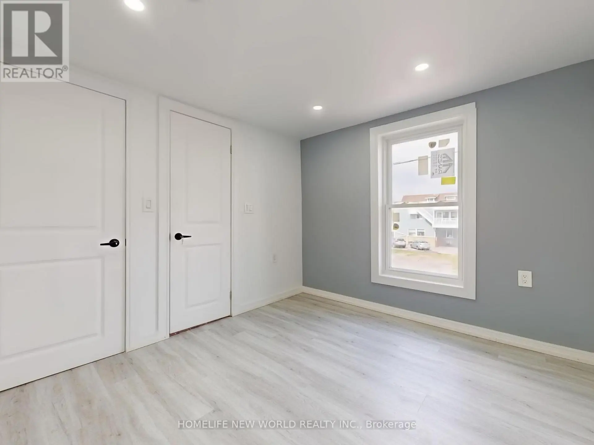 11 MAPLE STREET - Image 11