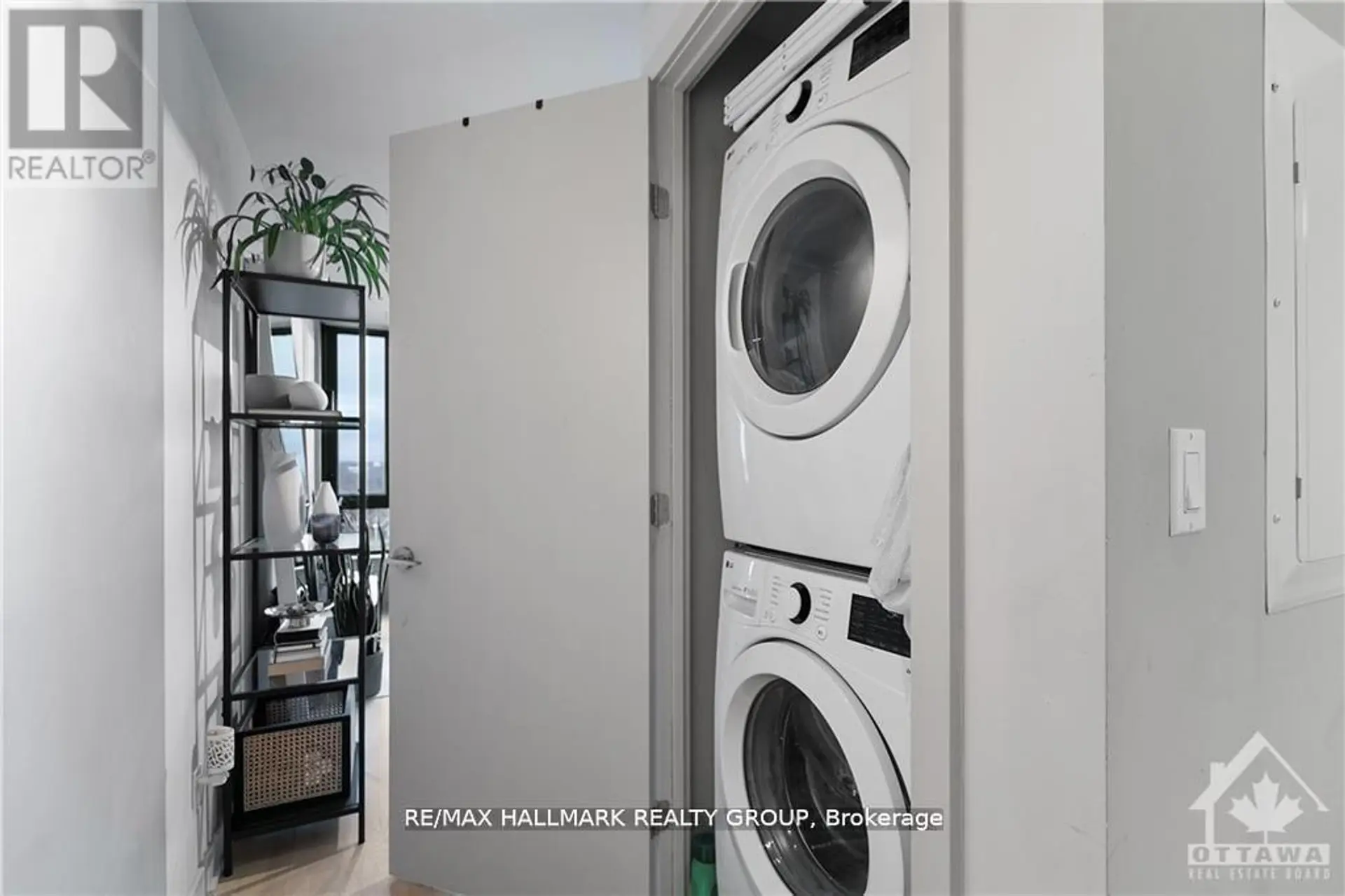 #707 203 CATHERINE STREET - Image 15