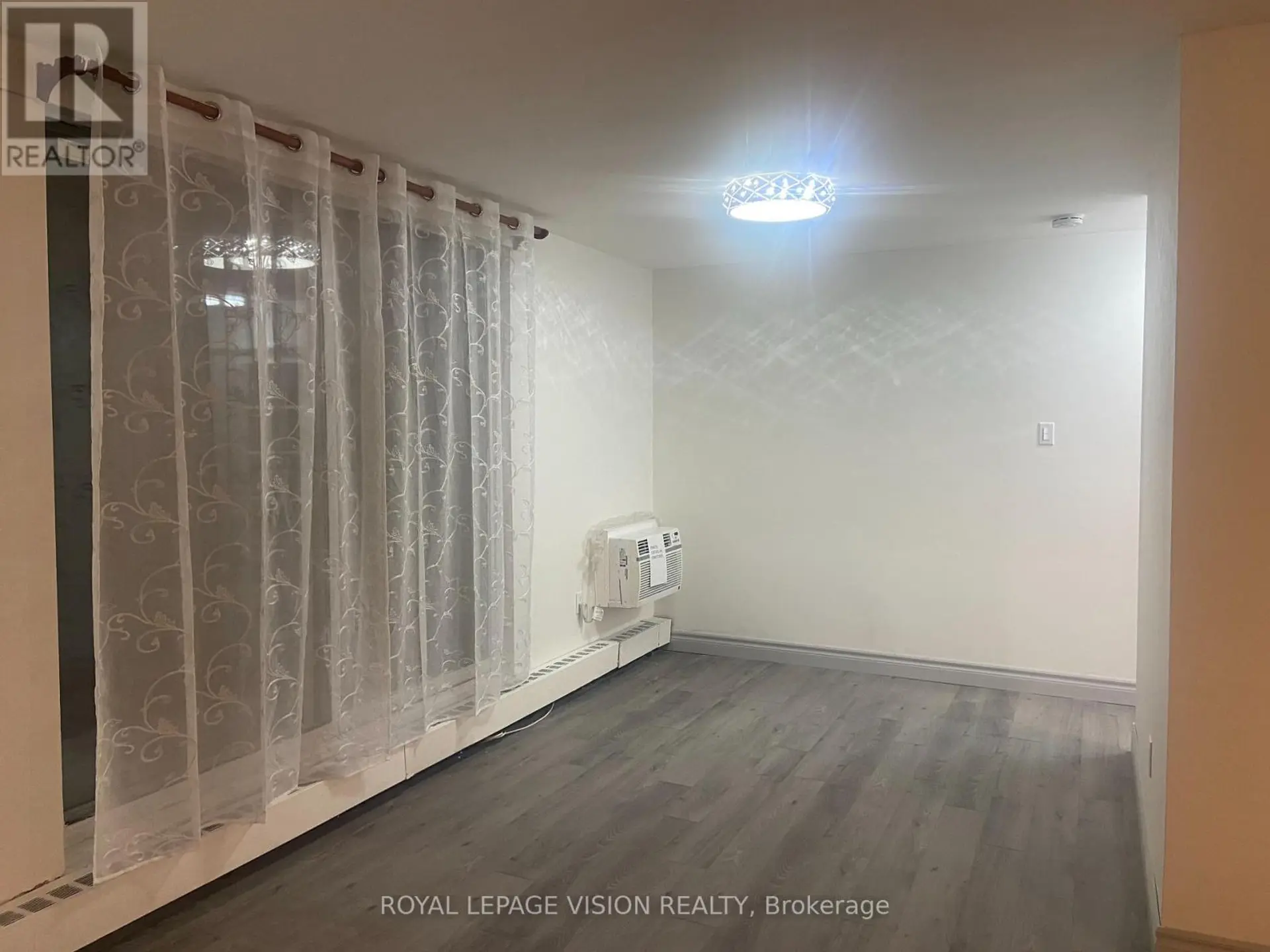 #205 895 KENNEDY ROAD - Image 7