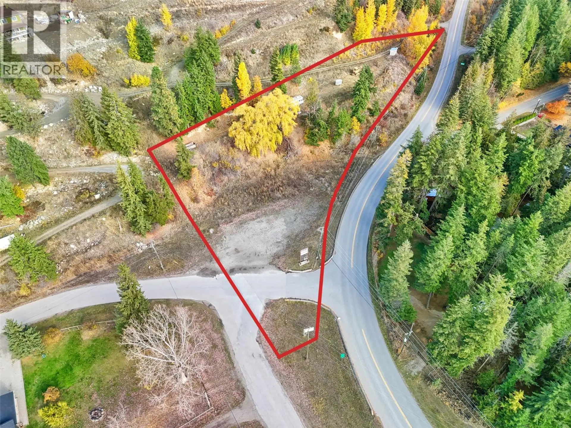 Property at 4177 SQUILAX-ANGLEMONT HIGHWAY, Scotch Creek, BC