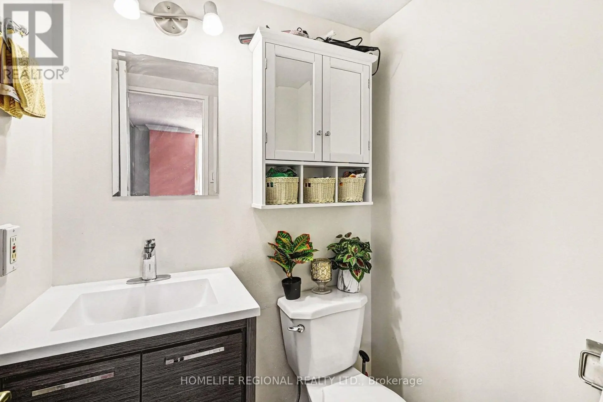 #1403 2000 JASMINE CRESCENT - Image 9