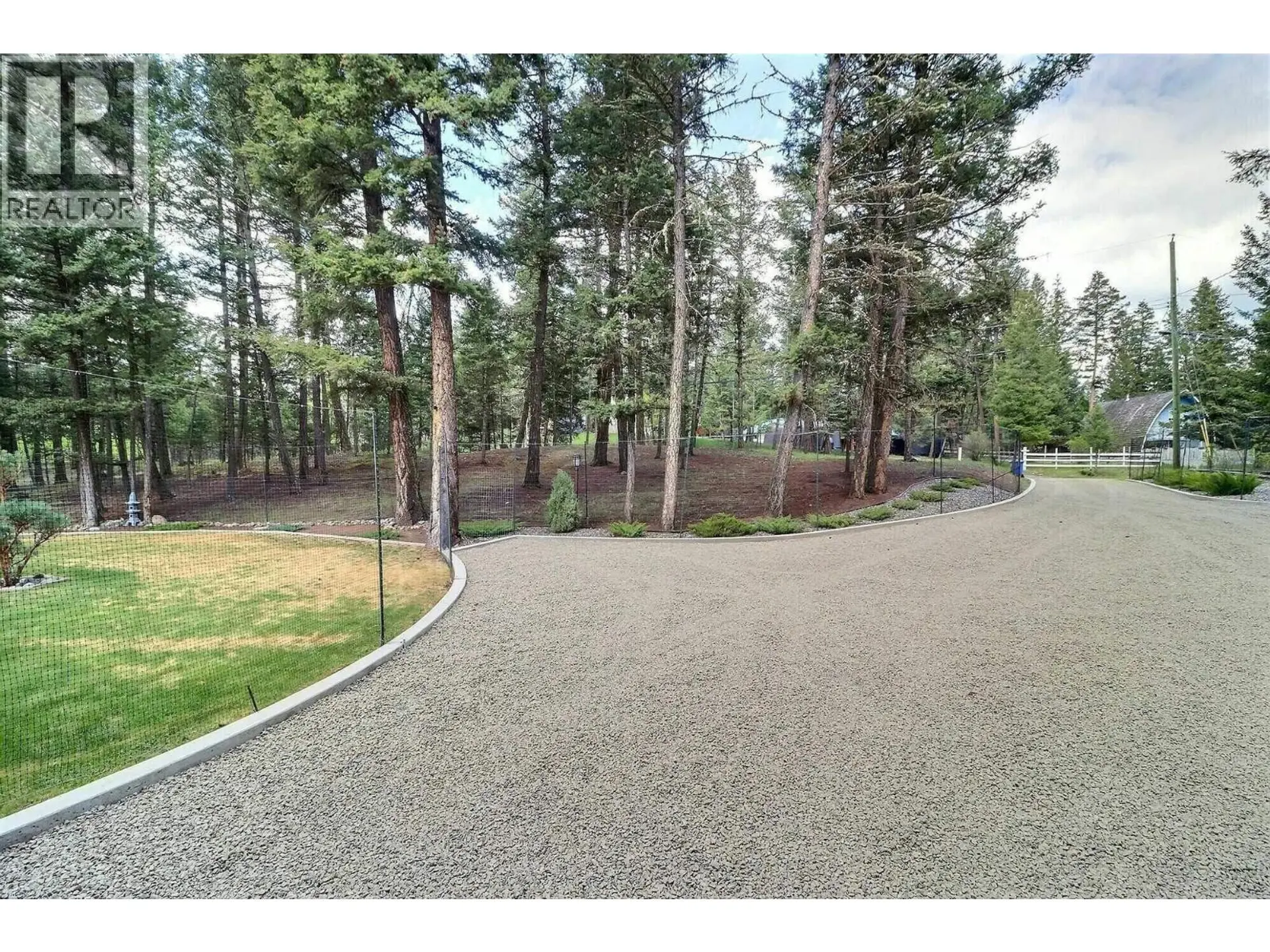 Property at 5042 GLOINNZUN DRIVE, 108 Mile Ranch, BC