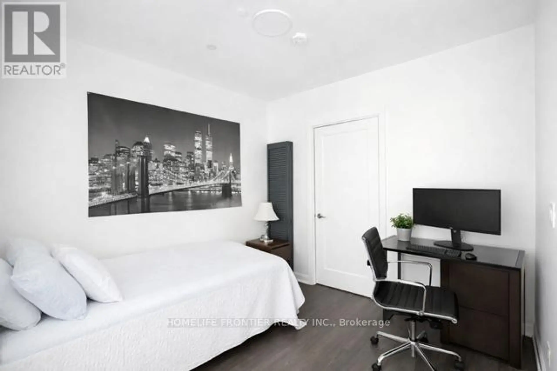 #205 185 ALBERTA AVENUE - Image 8