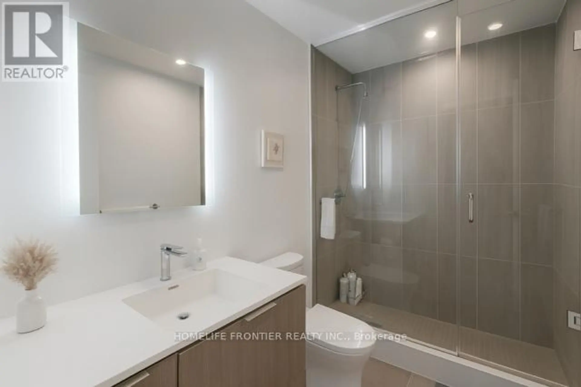 #205 185 ALBERTA AVENUE - Image 9