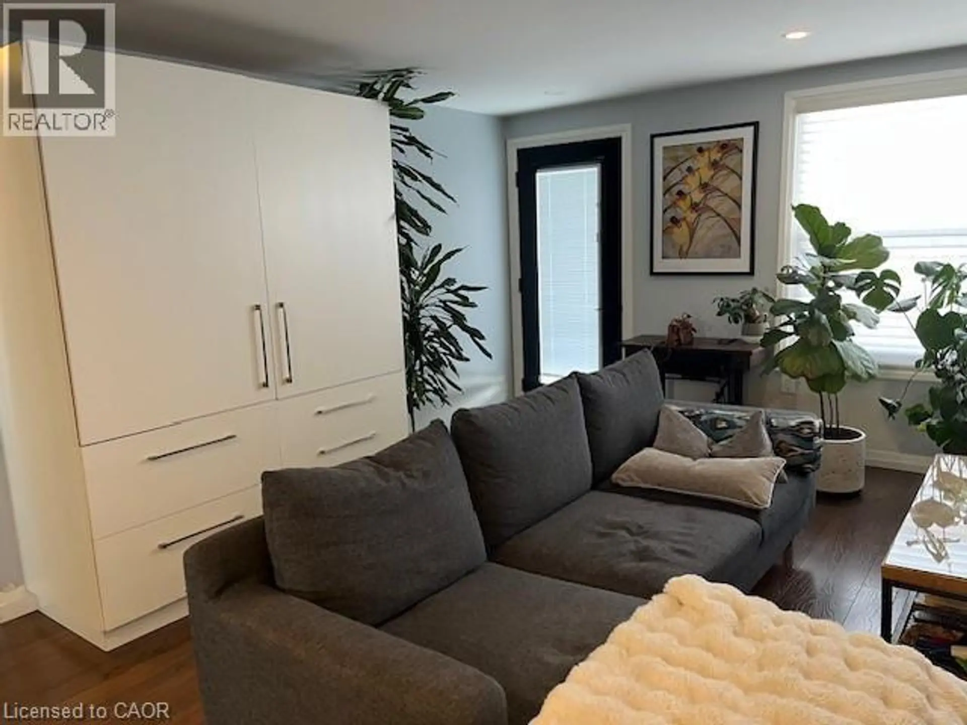 271 JULIAN AVENUE - Image 4